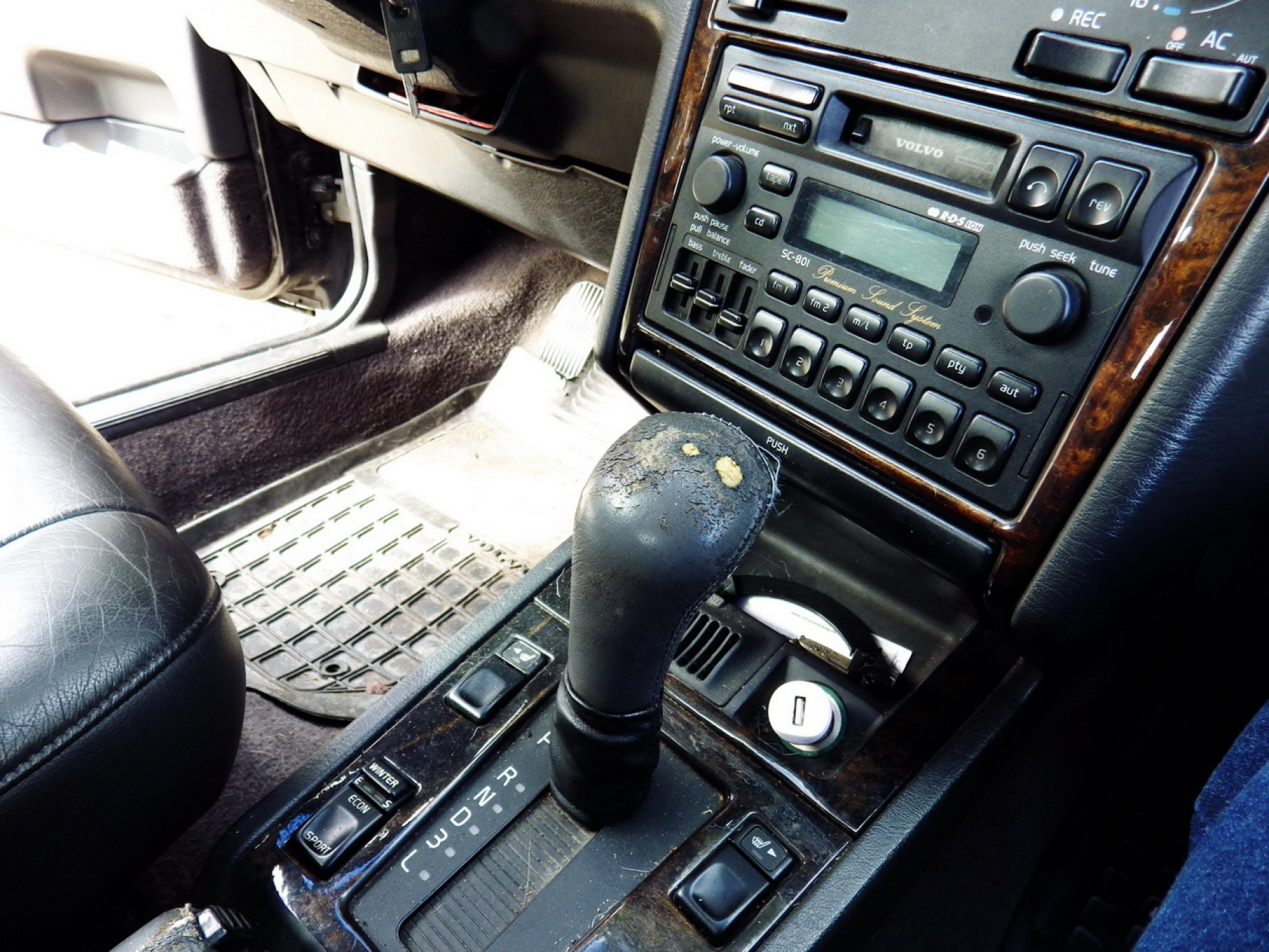 Illustration - Volvo 850 R 1996 Selecteur de Vitesses