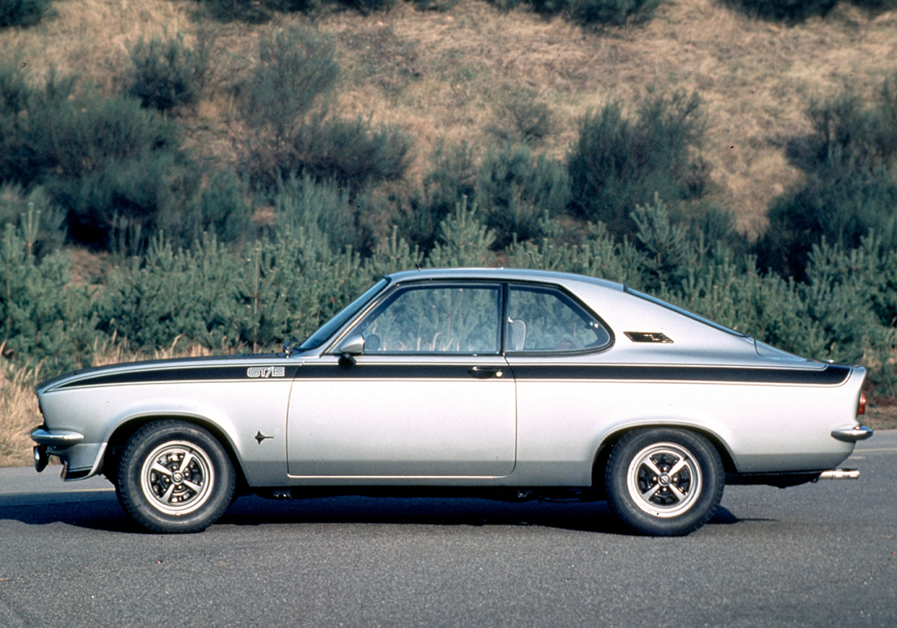 Illustration - 51 ans Opel Manta 6