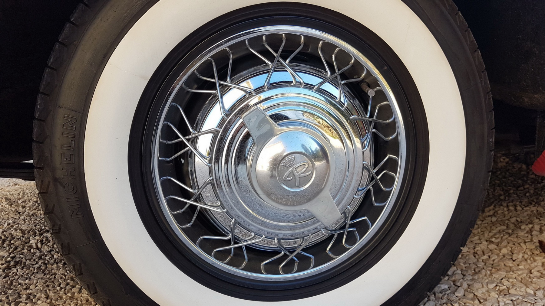 Illustration - Simca Vedette Regence V8 1957 Roue