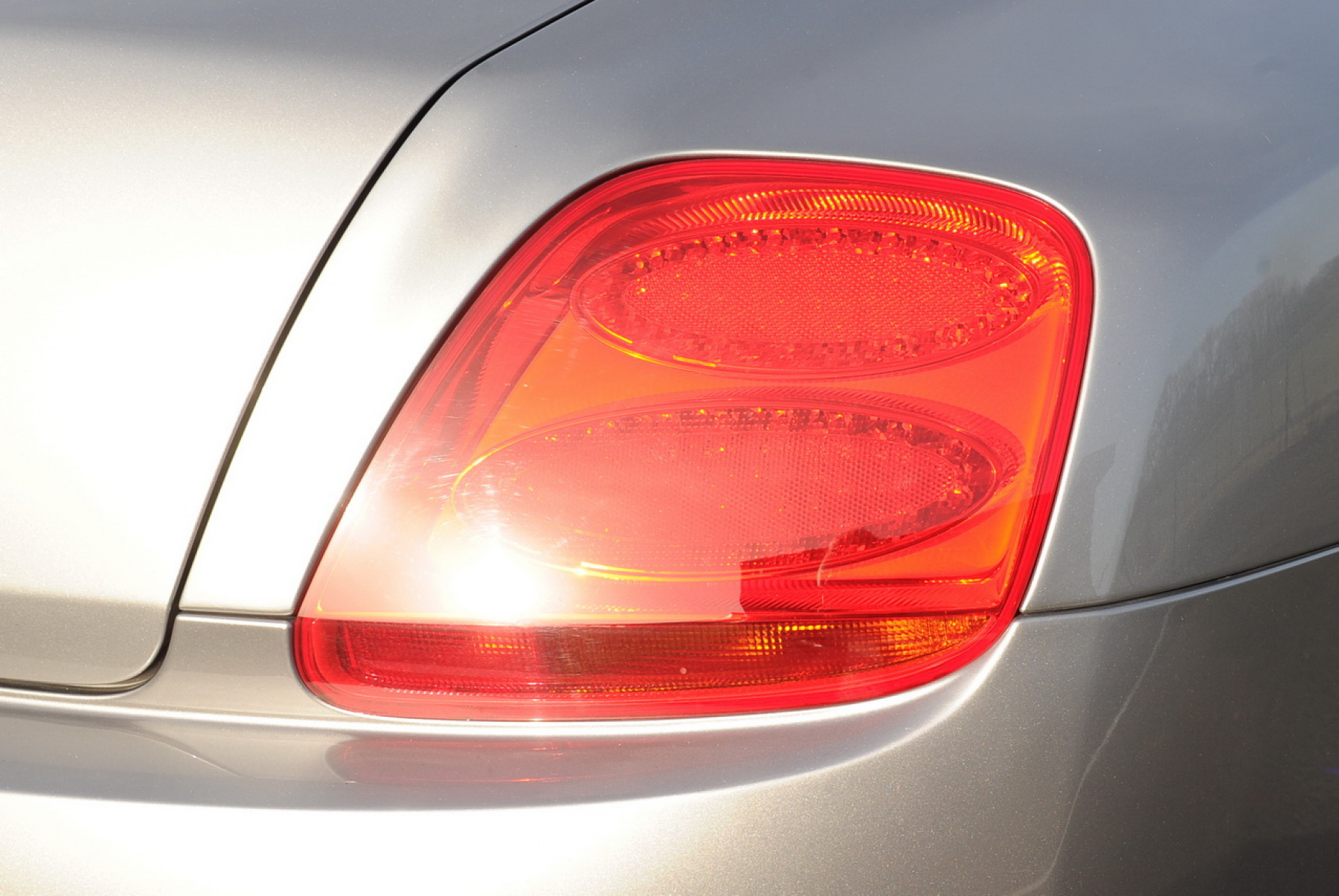 Illustration - Bentley Continental GT Mulliner 2006 Feux
