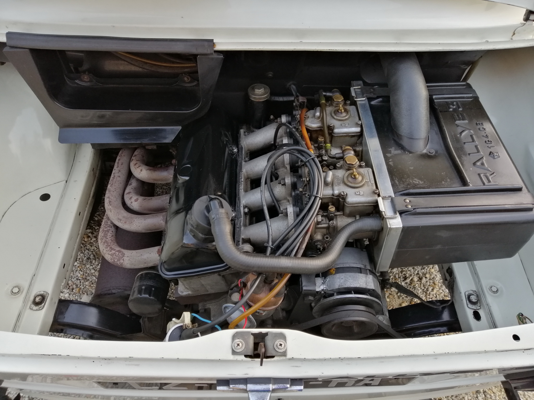 Illustration - Moteur Simca Rallye