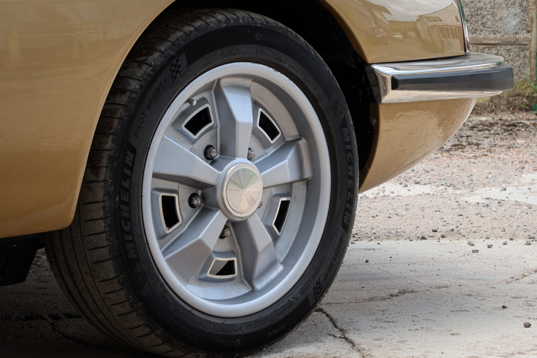 Illustration - Citroen SM2