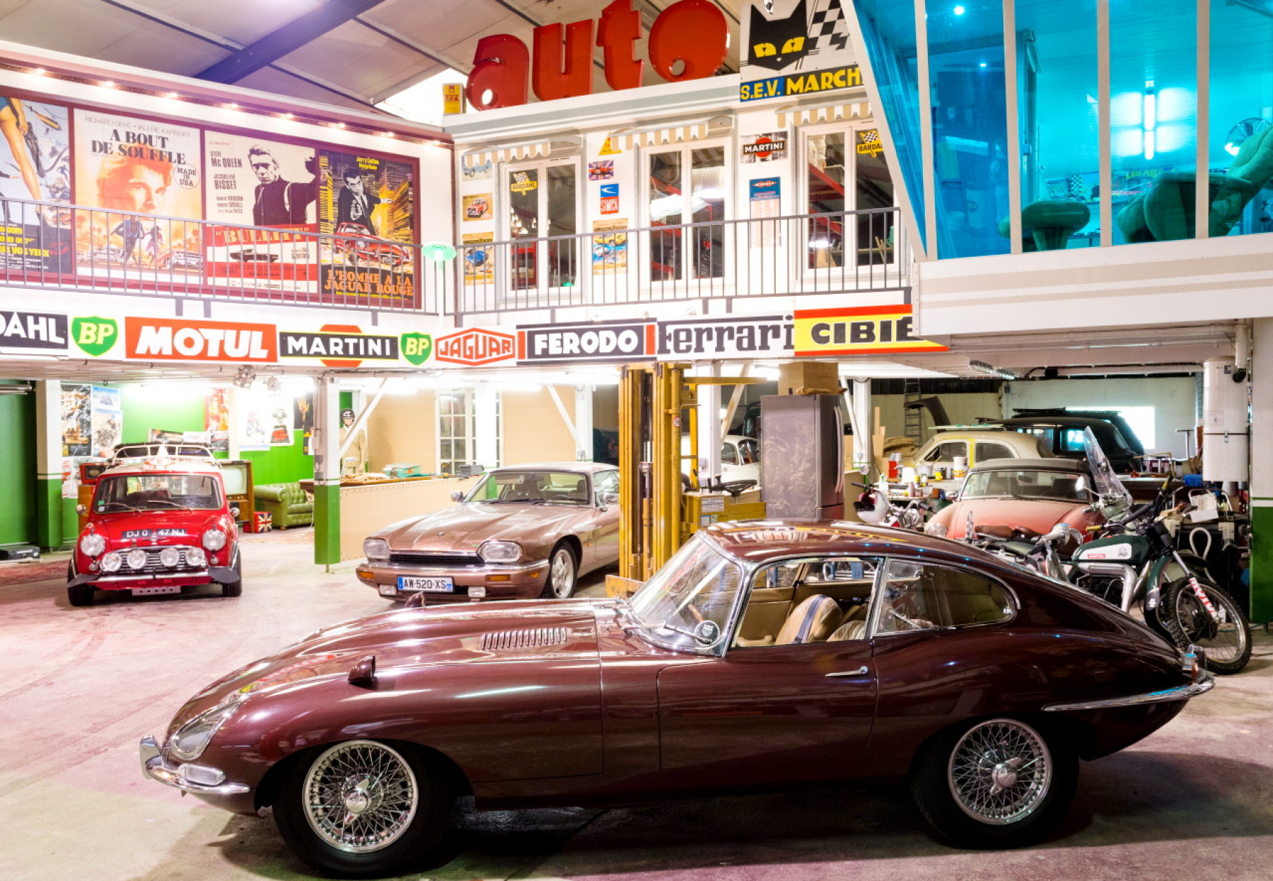 Illustration - Les Essais de Patrice Jaguar XJ6