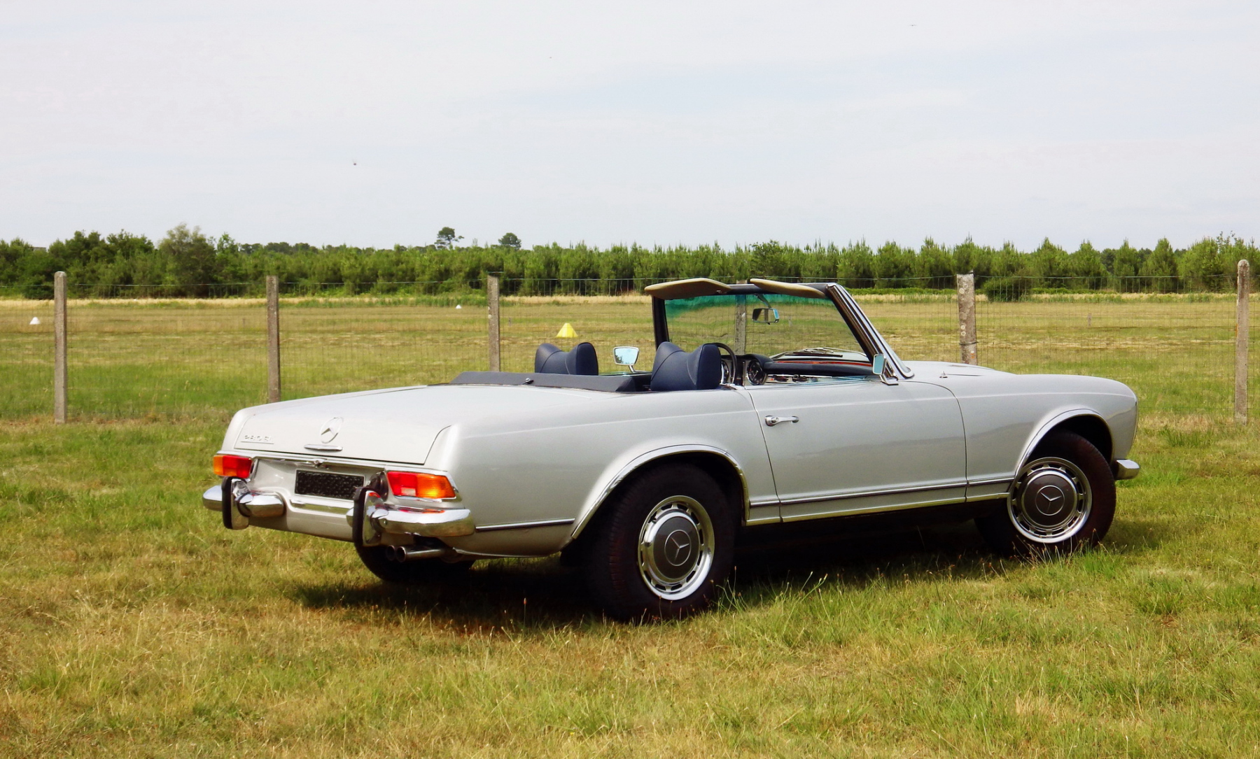 Illustration - Les Essais de Patrice Mercedes 280 SL Pagode