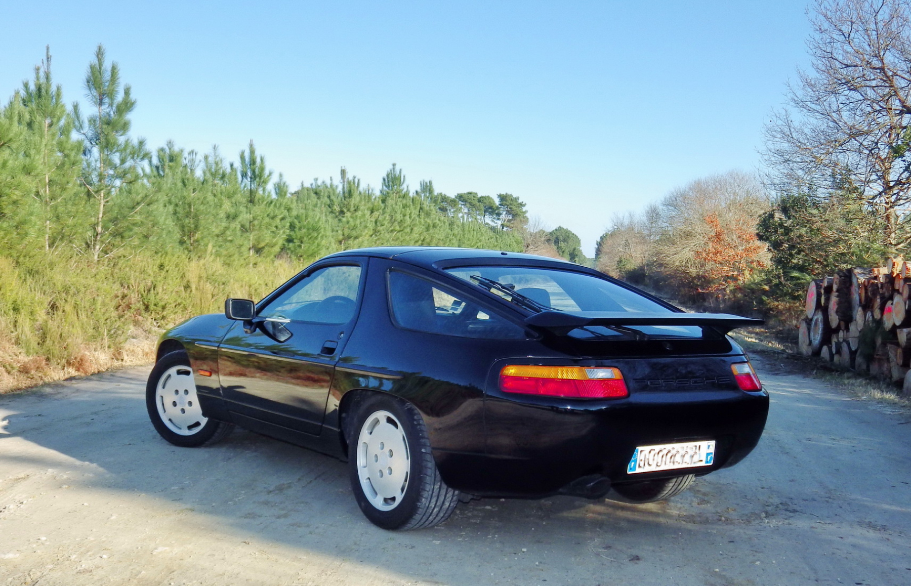 Illustration - Les Essais de Patrice Porsche 928 S4