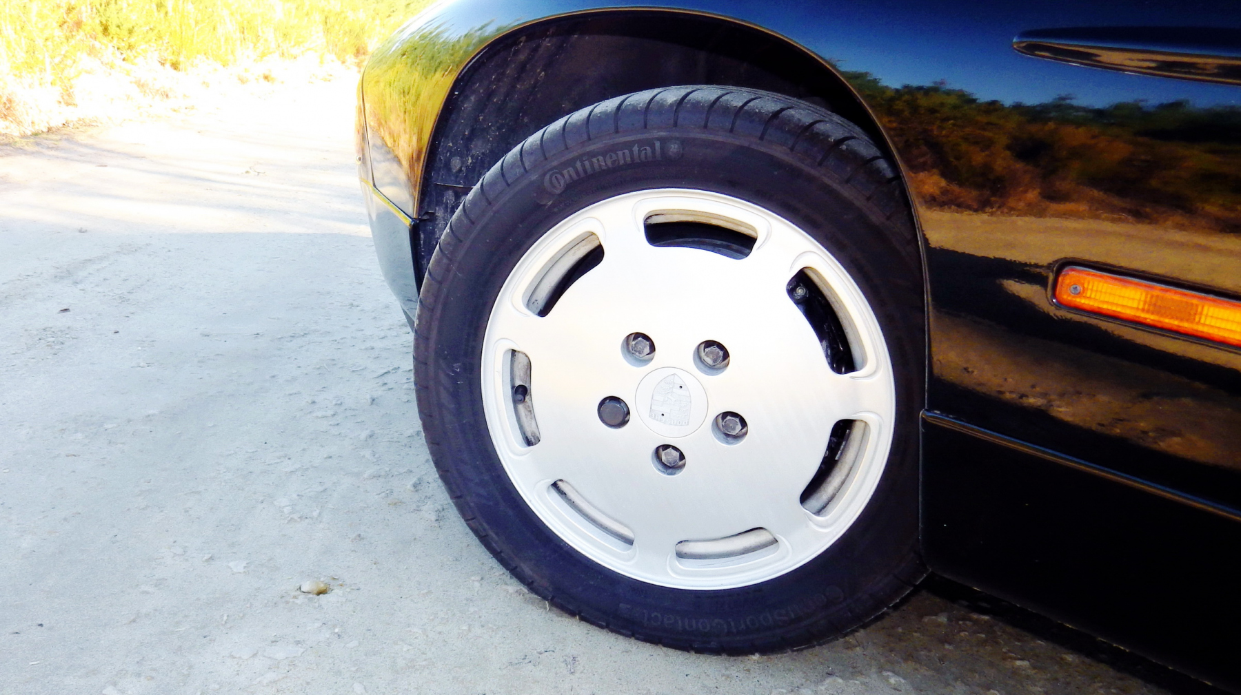 Illustration - Les Essais de Patrice Porsche 928 S4