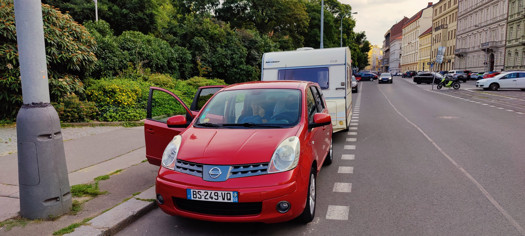 Illustration - NISSAN NOTE