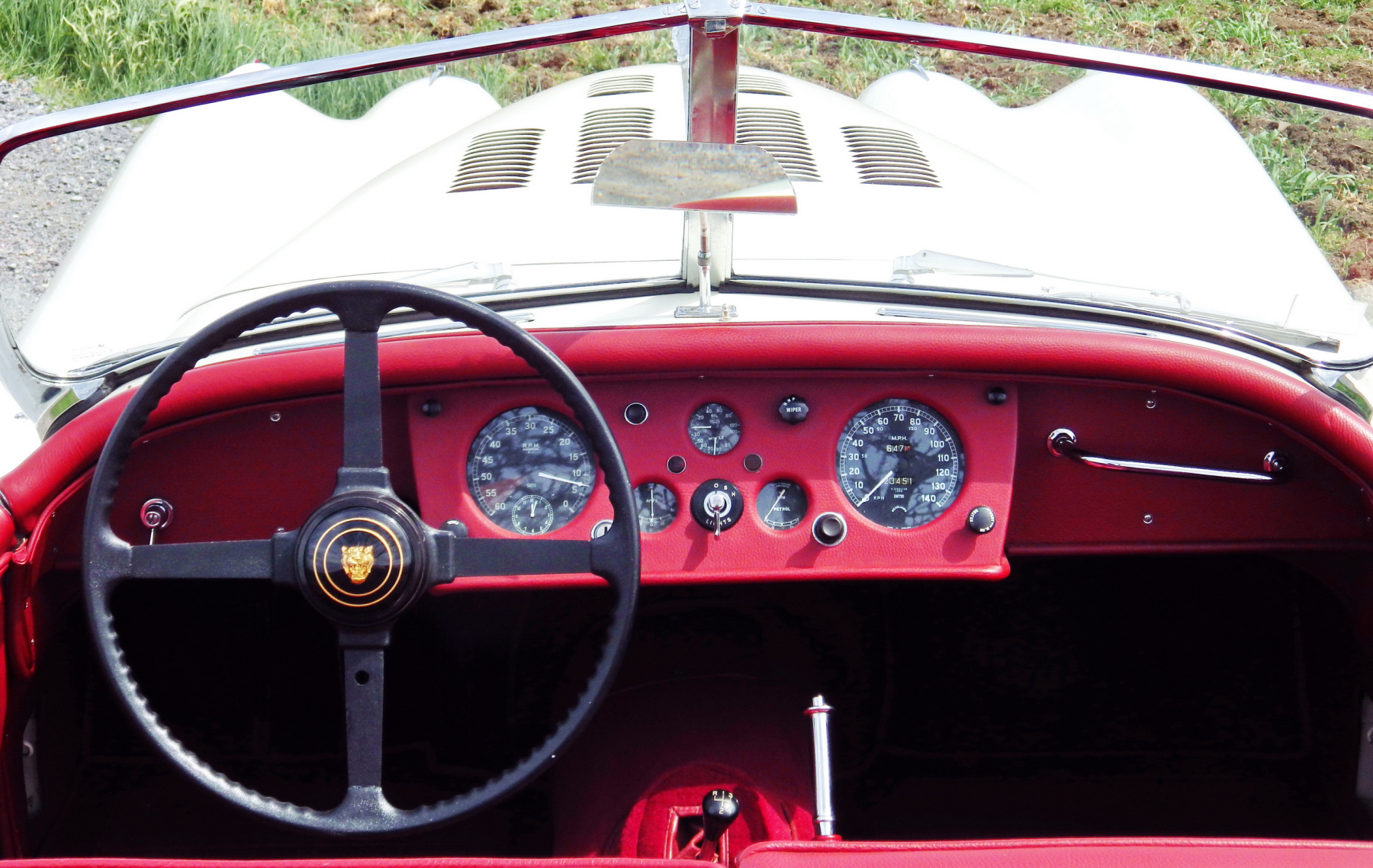 Illustration - Les Essais de Patrice Jaguar XK-140