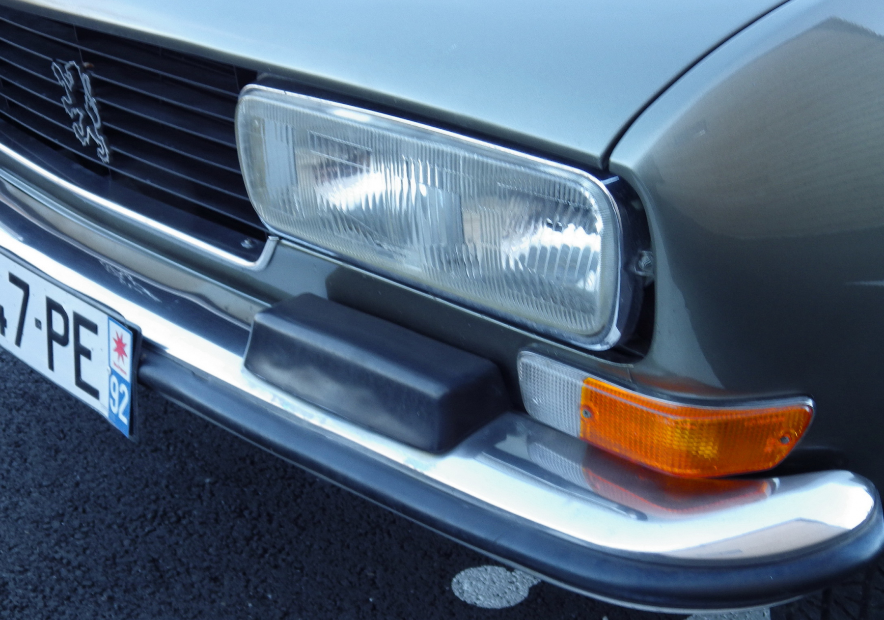 Illustration - Les Essais de Patrice Peugeot 504 Coupé V6 TI 