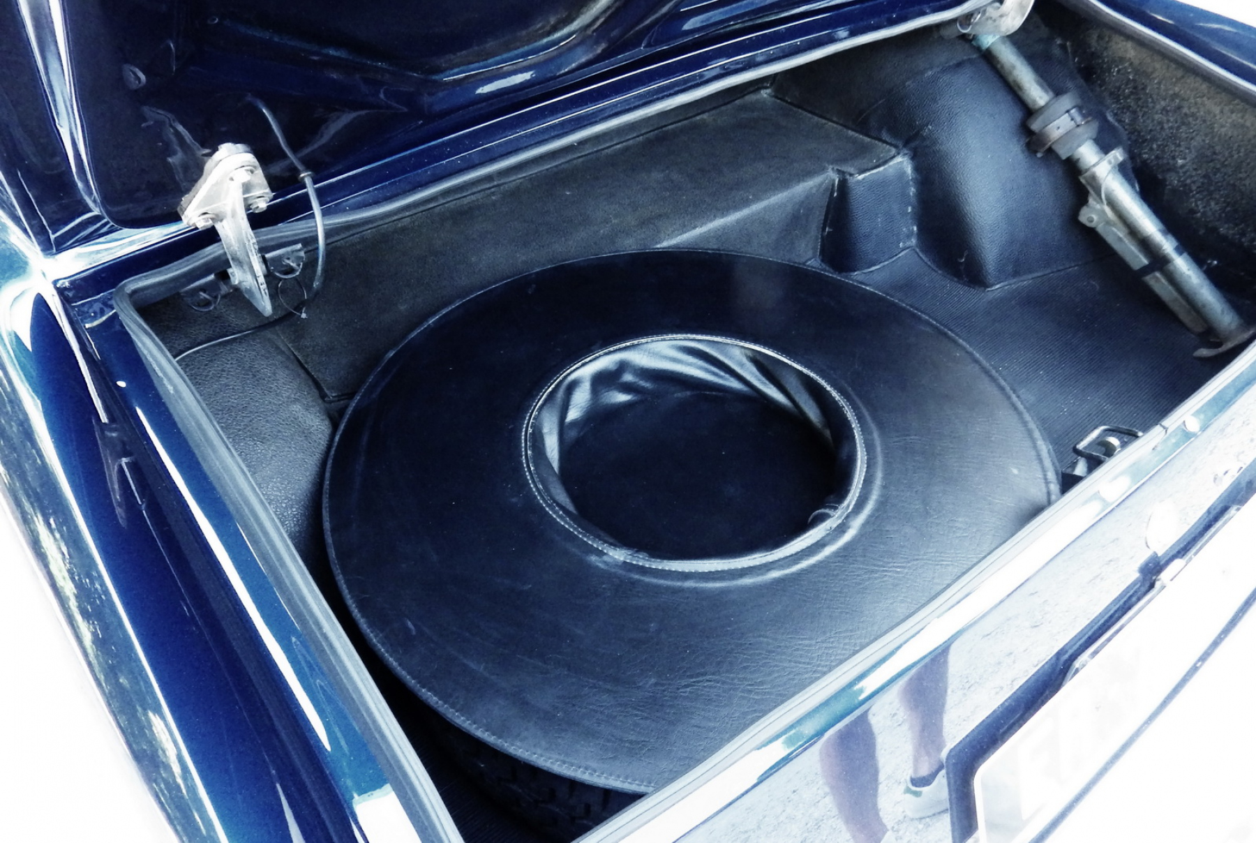 Illustration - Les Essais de Patrice Facel Vega Facellia