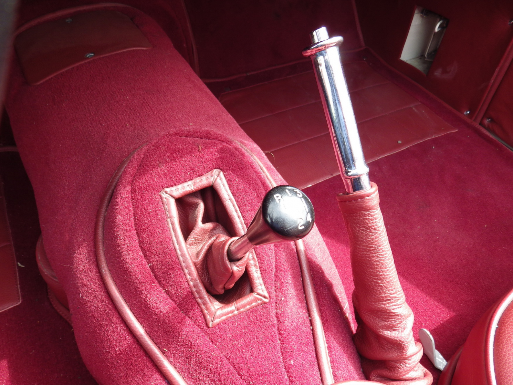 Illustration - Les Essais de Patrice Jaguar XK-140