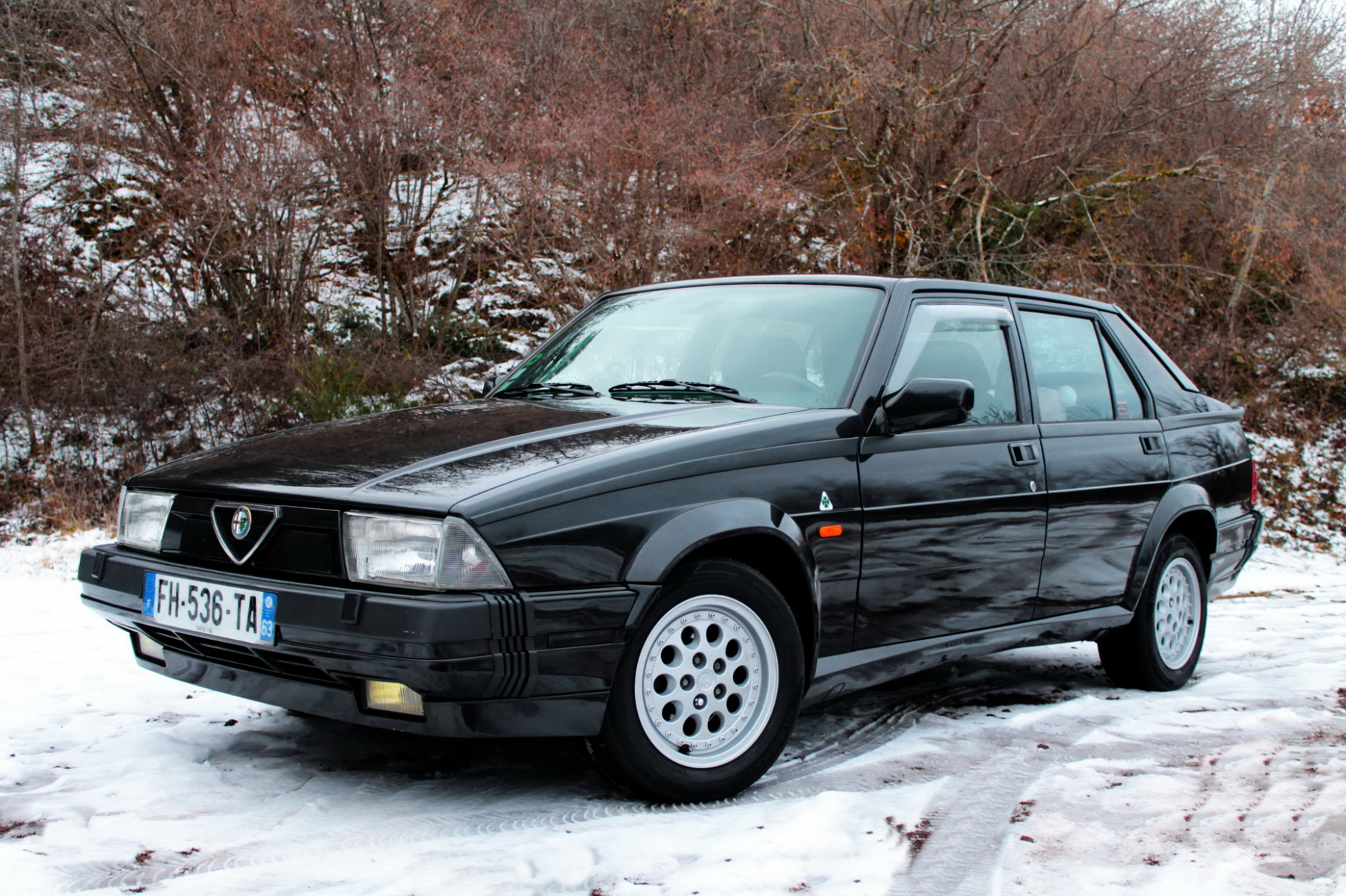 Illustration - Alfa Romeo 75 Turbo