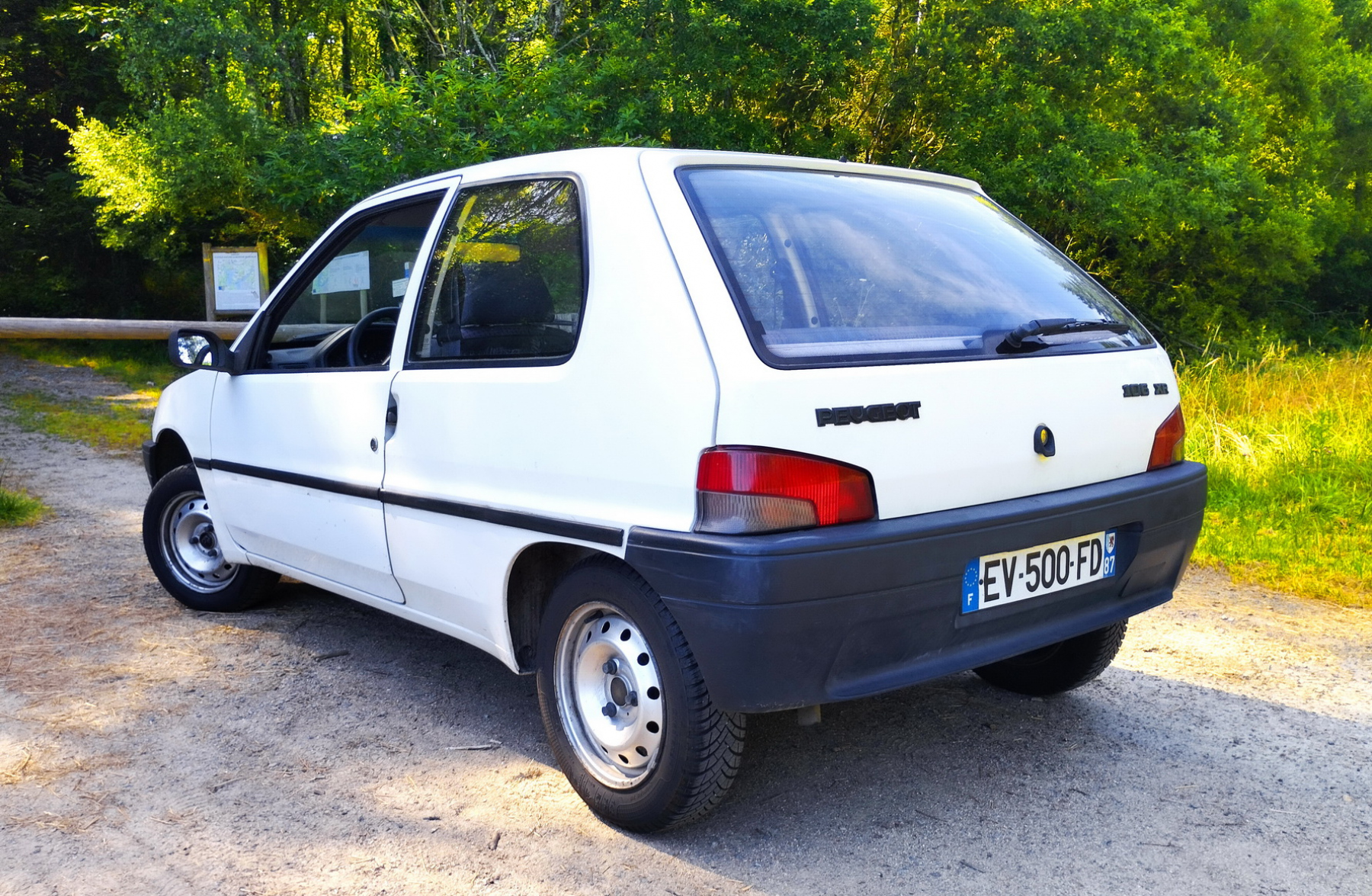 Illustration - Peugeot 106