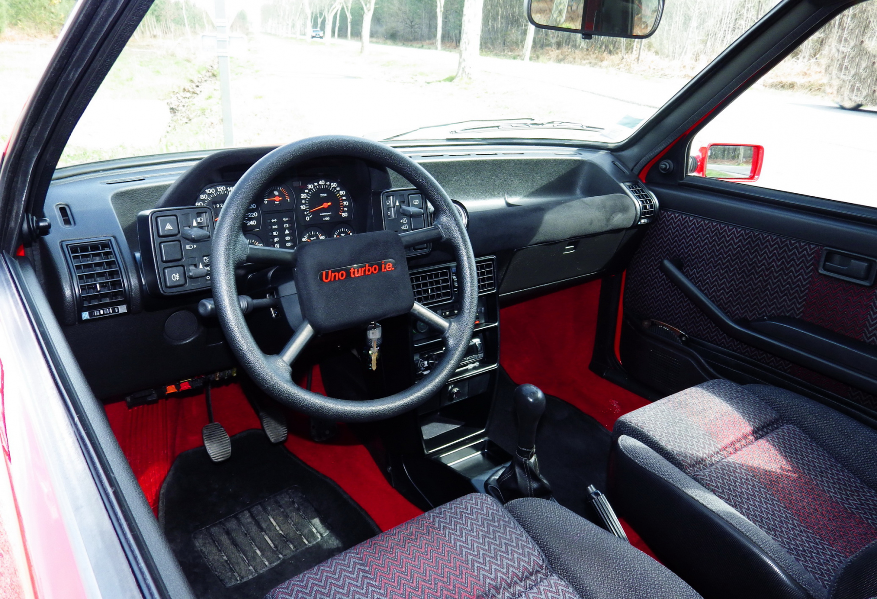 Illustration - Fiat Uno Turbo i.e