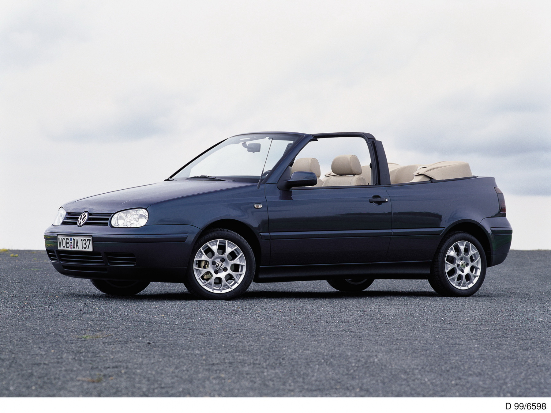 Illustration - Volkswagen Golf Cabriolet