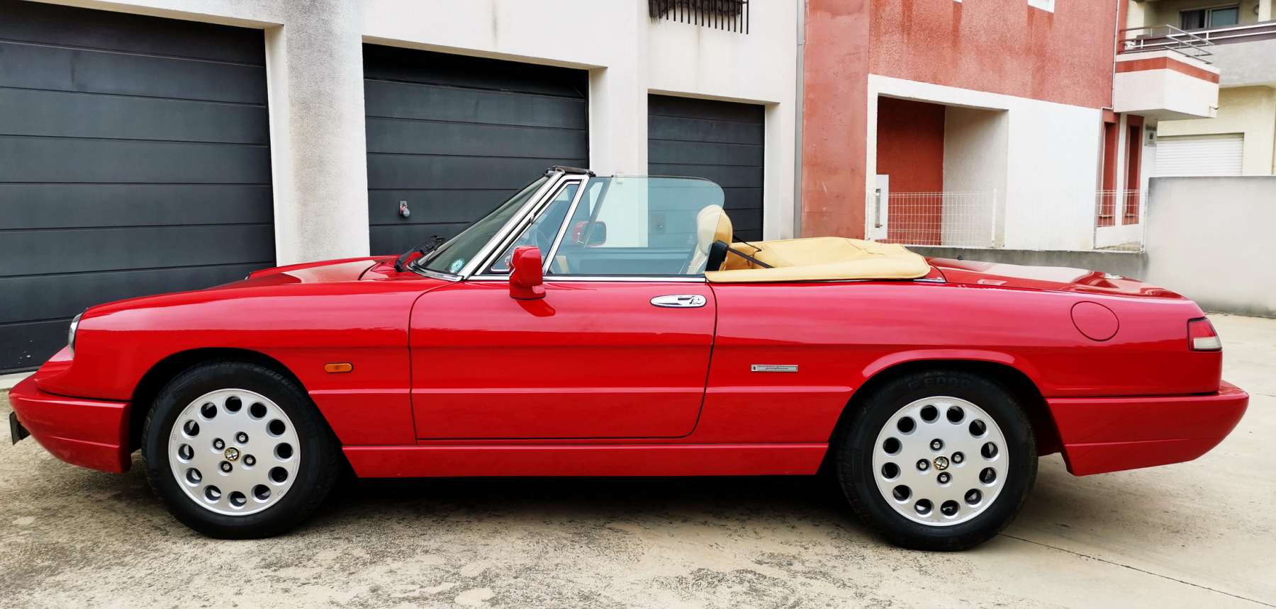 Illustration - Alfa Romeo Spider 2.0