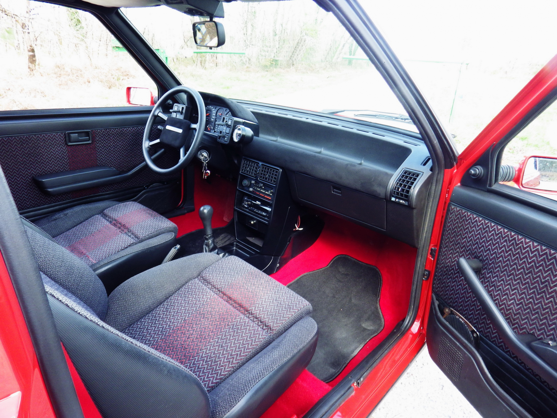 Illustration - Fiat Uno Turbo i.e