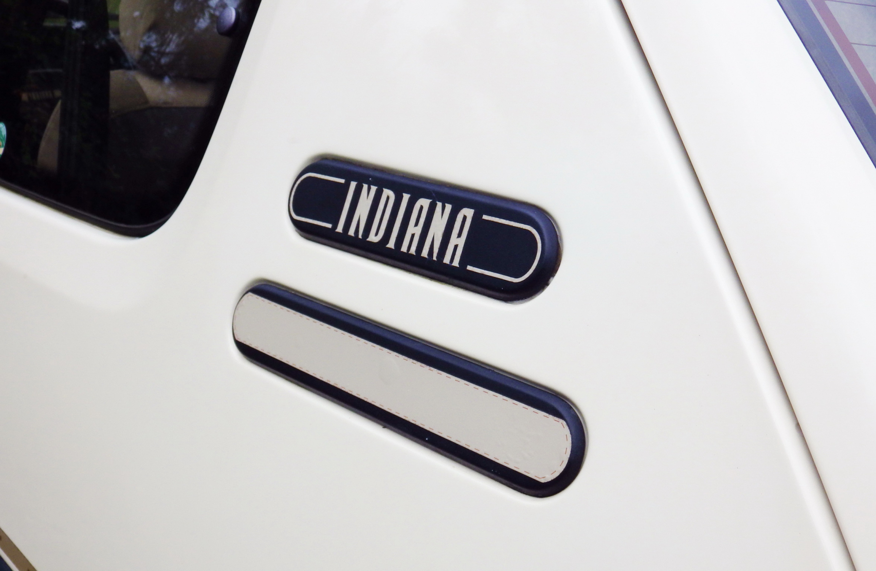 Illustration - Peugeot 205 Indiana