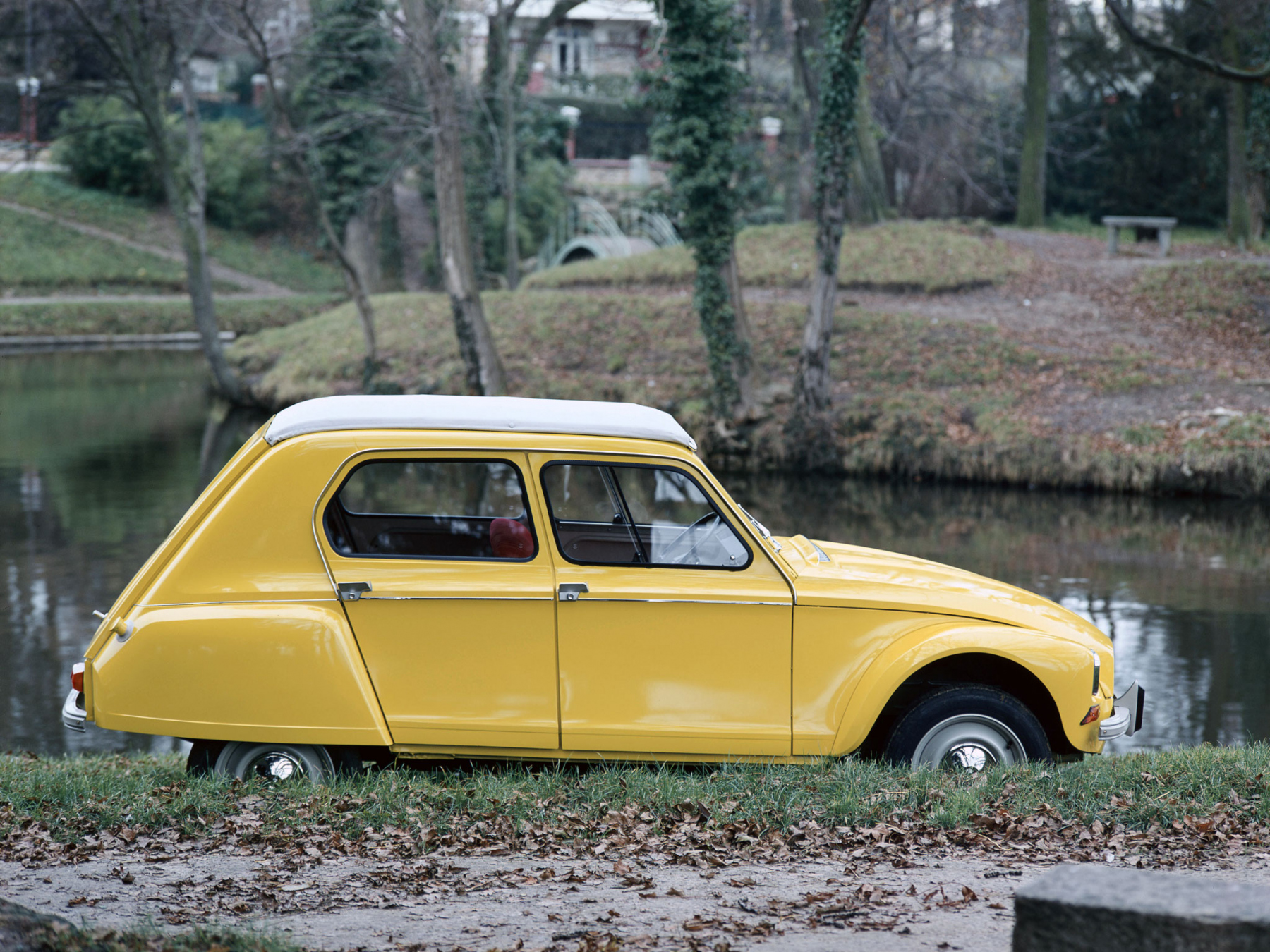 Illustration - Citroën Dyane