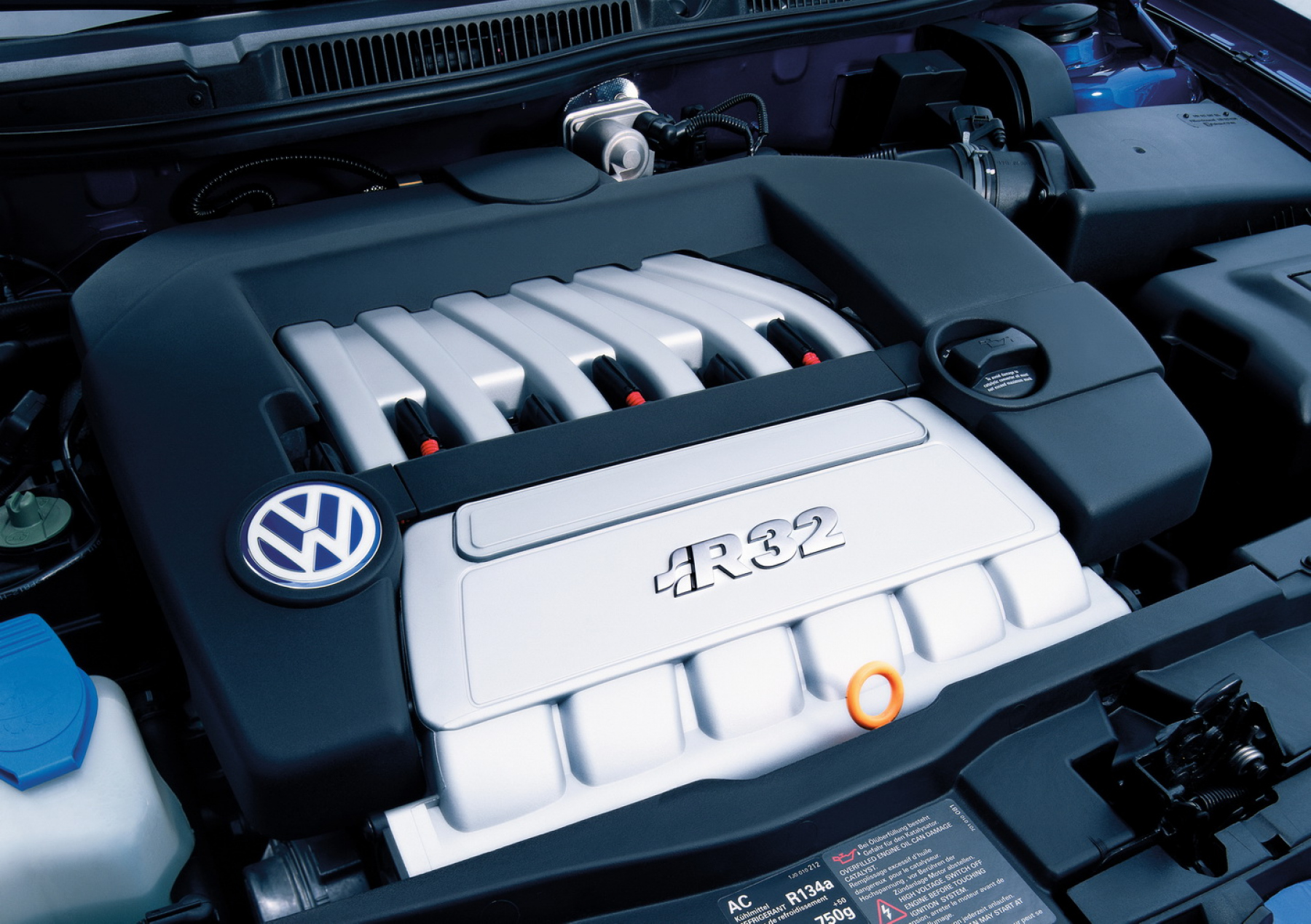 Illustration - Volkswagen Golf R32