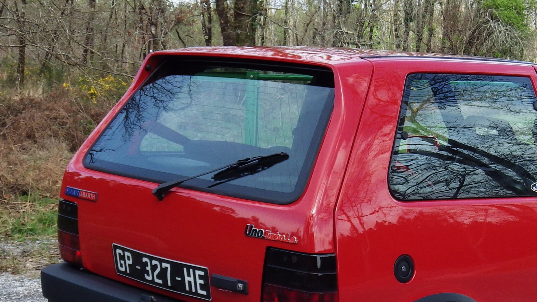 Illustration - Fiat Uno Turbo i.e