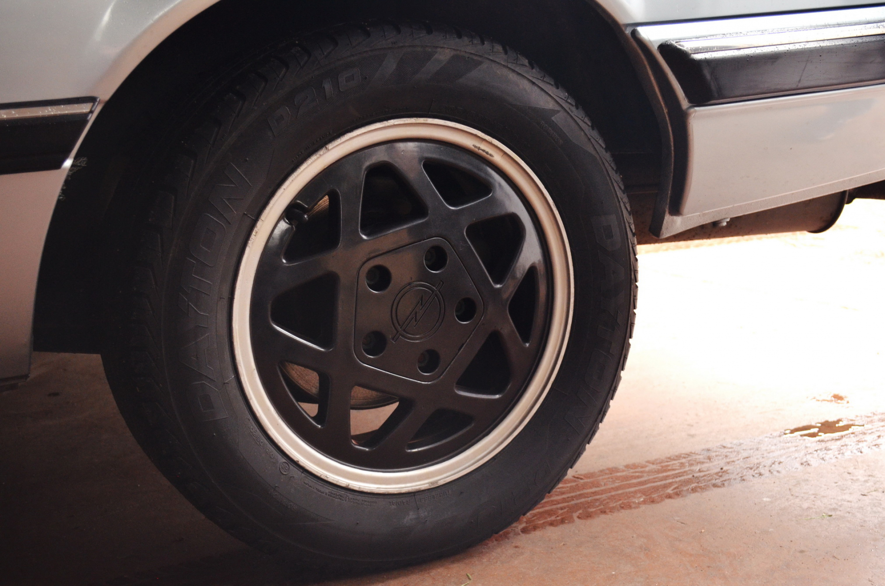 Illustration - Opel Monza