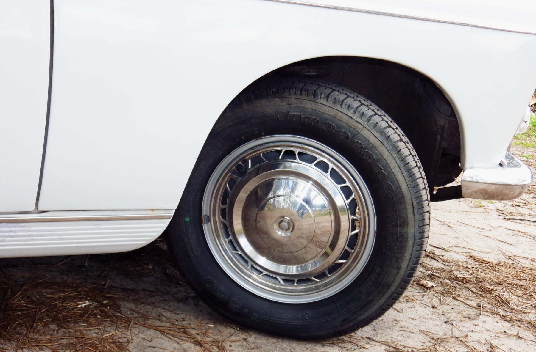 Illustration - Peugeot 404