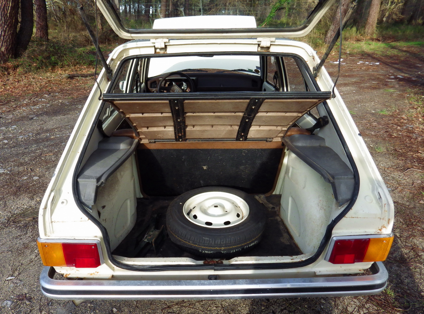 Illustration - Peugeot 104 