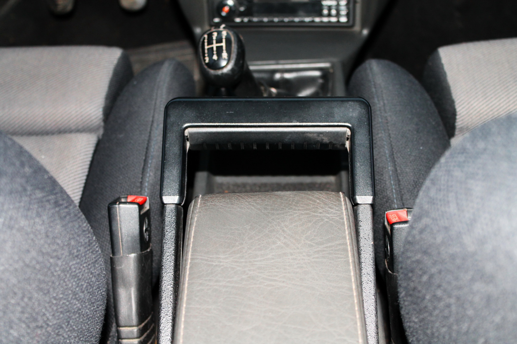 Illustration - Alfa Romeo 75 Turbo