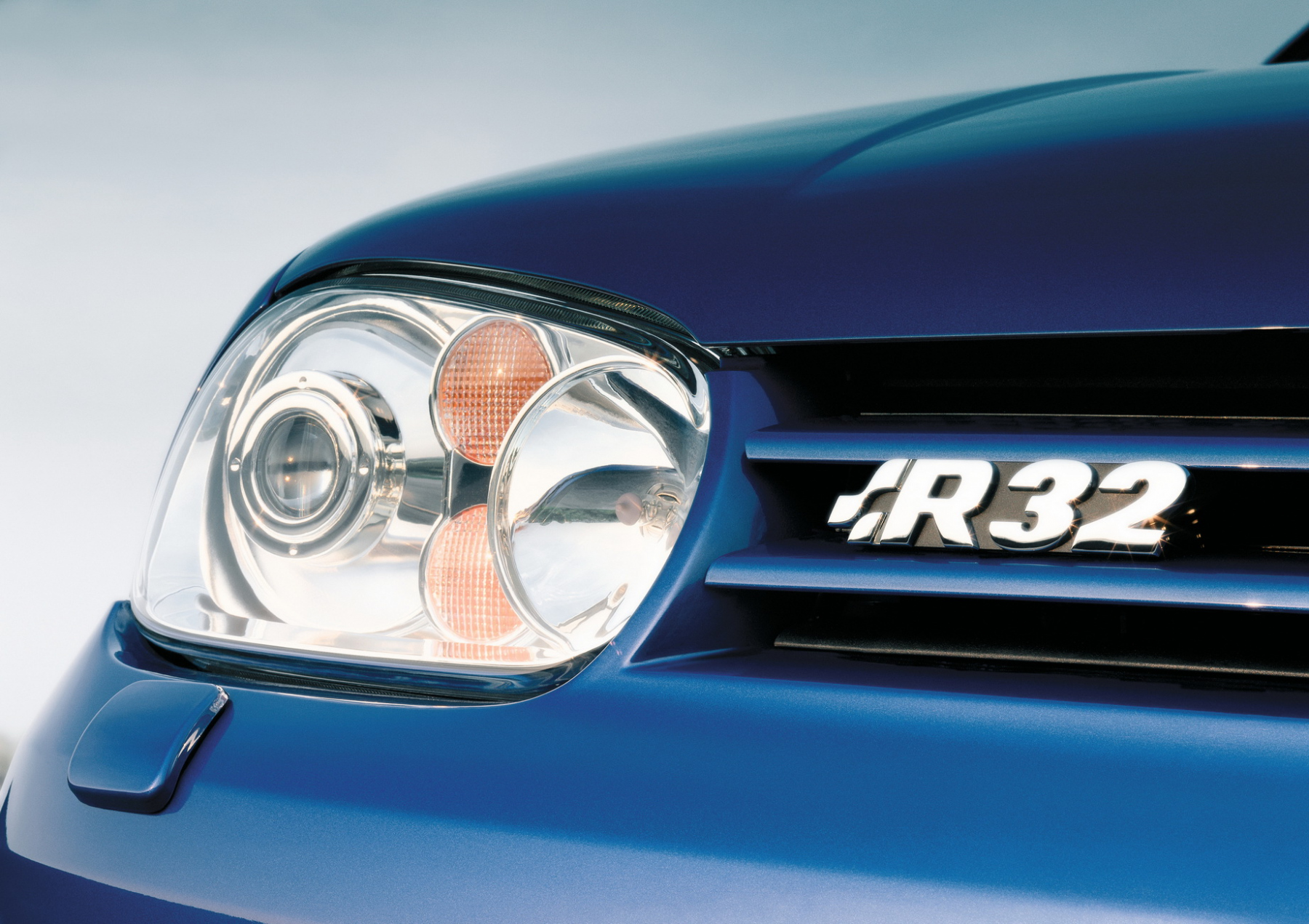 Illustration - VW Golf R32