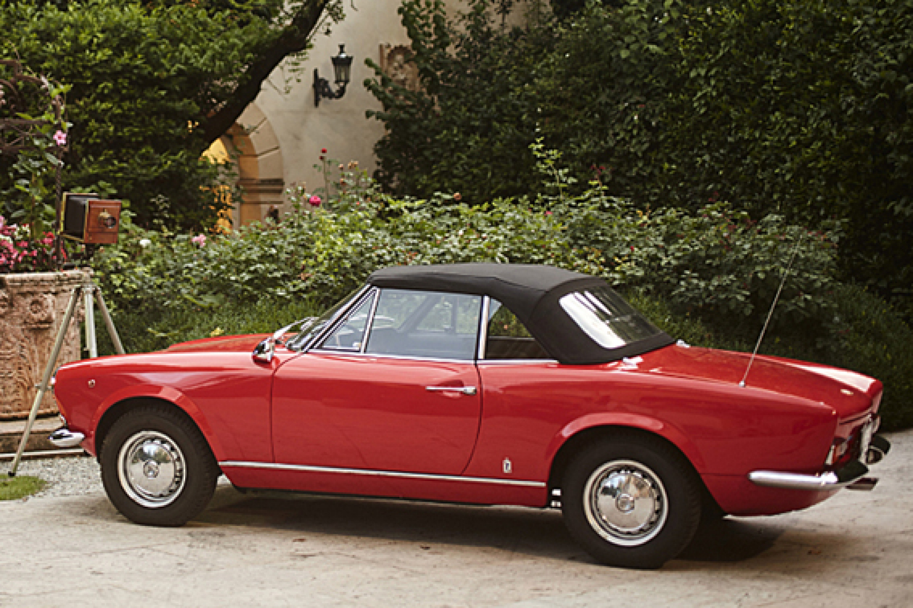 Illustration - Fiat 124 Spider