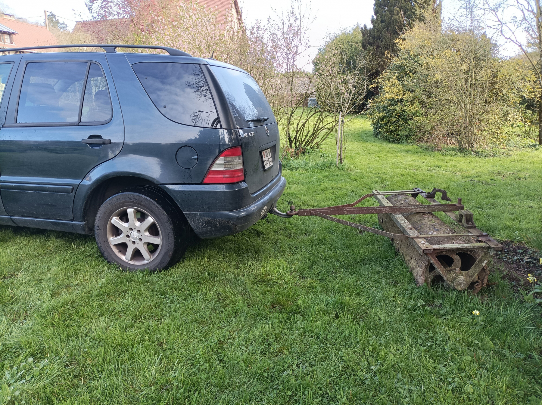 Illustration - Mercedes ML