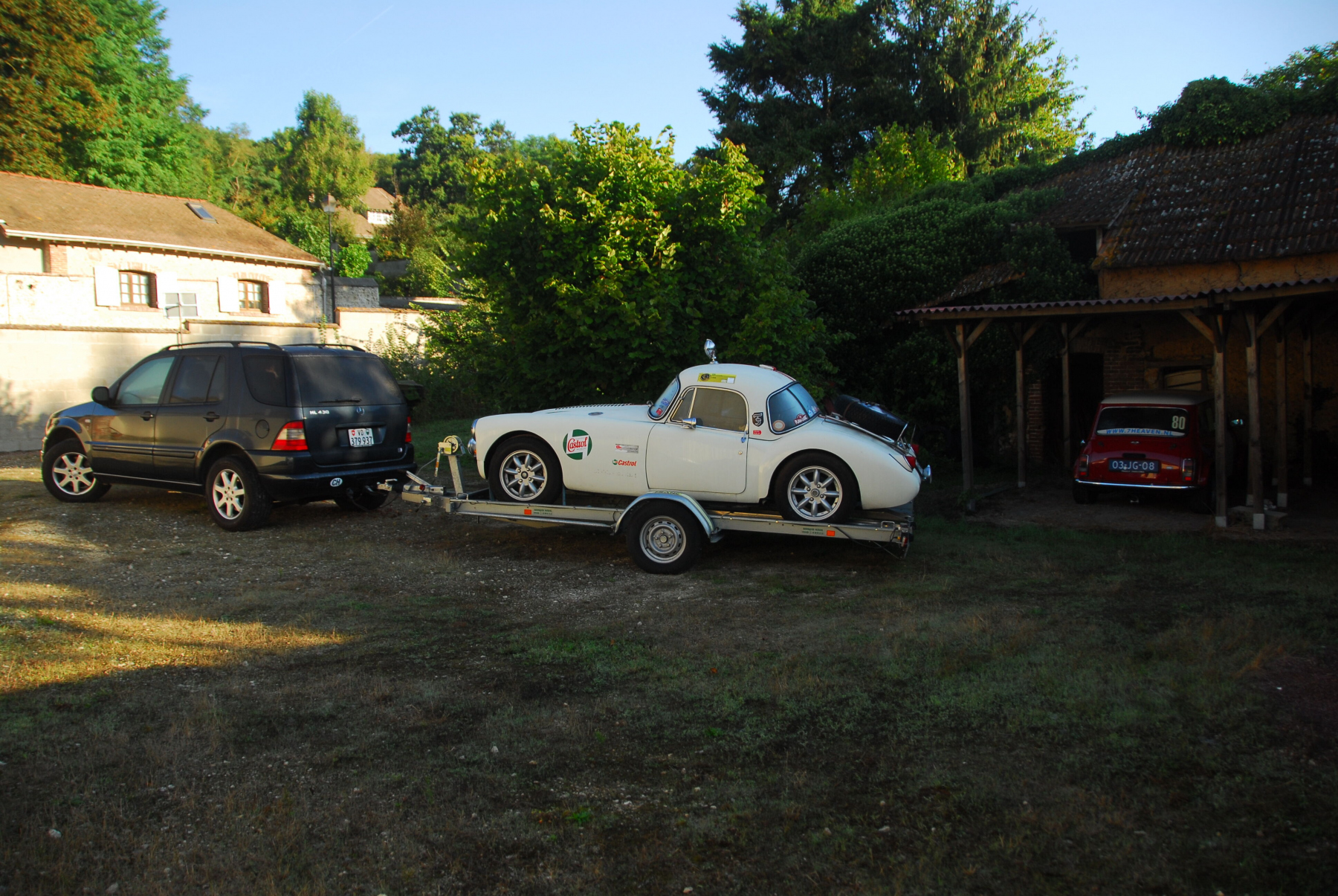 Illustration - Mercedes ML et MGA