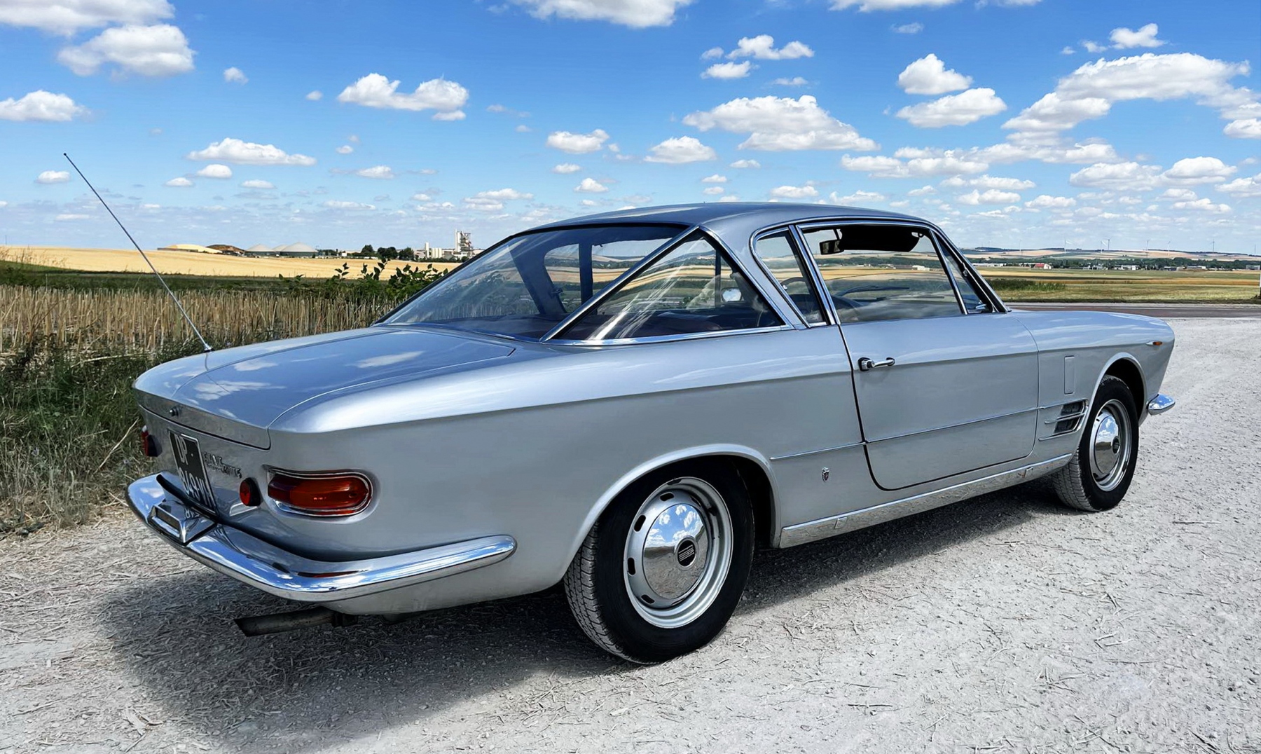 Illustration - Fiat 2300 S