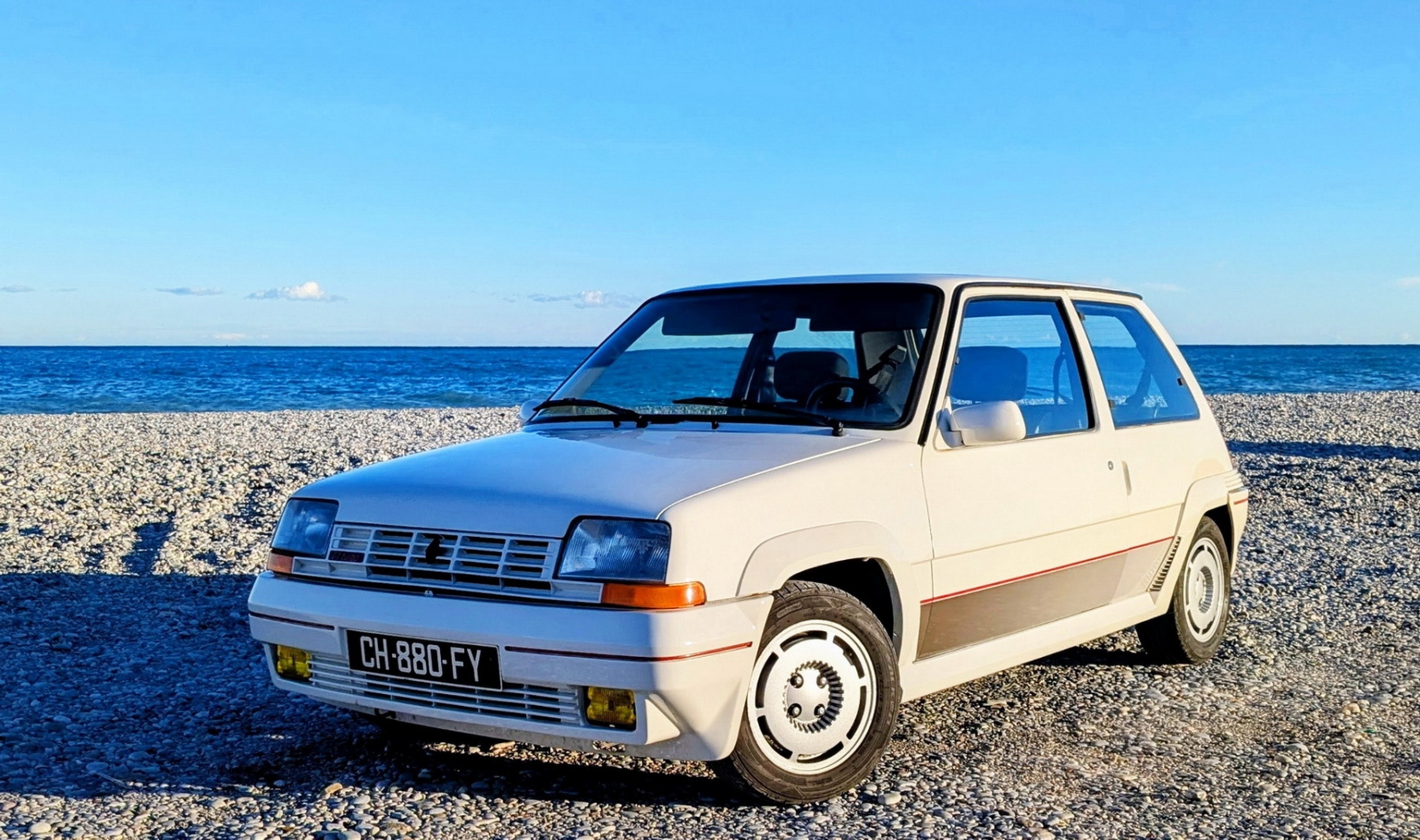 Illustration - Renault Super 5 GT Turbo