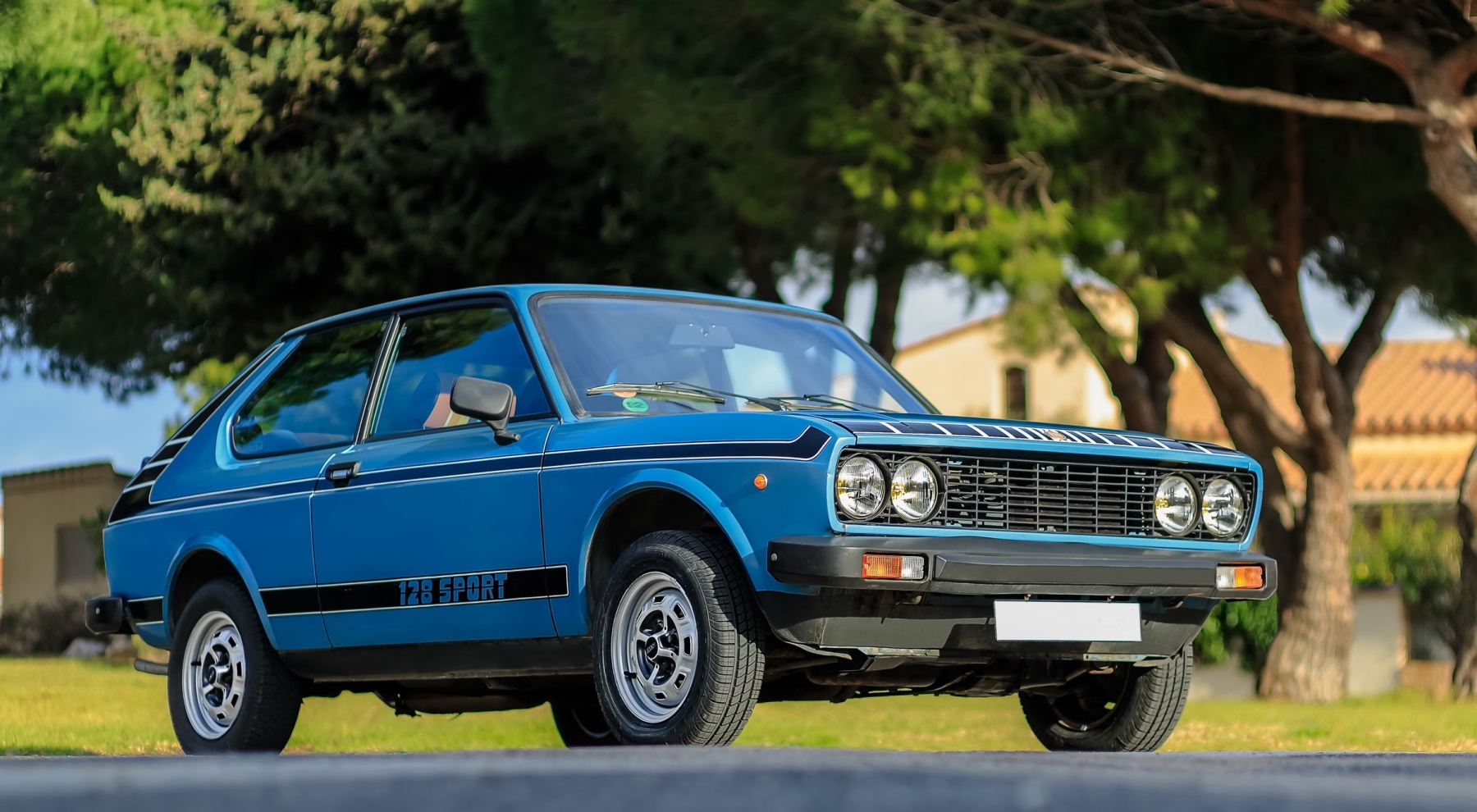 Illustration - Fiat 128 Coupé