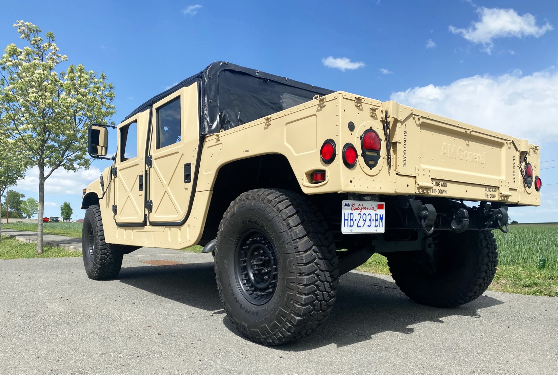 Illustration - Humvee M998