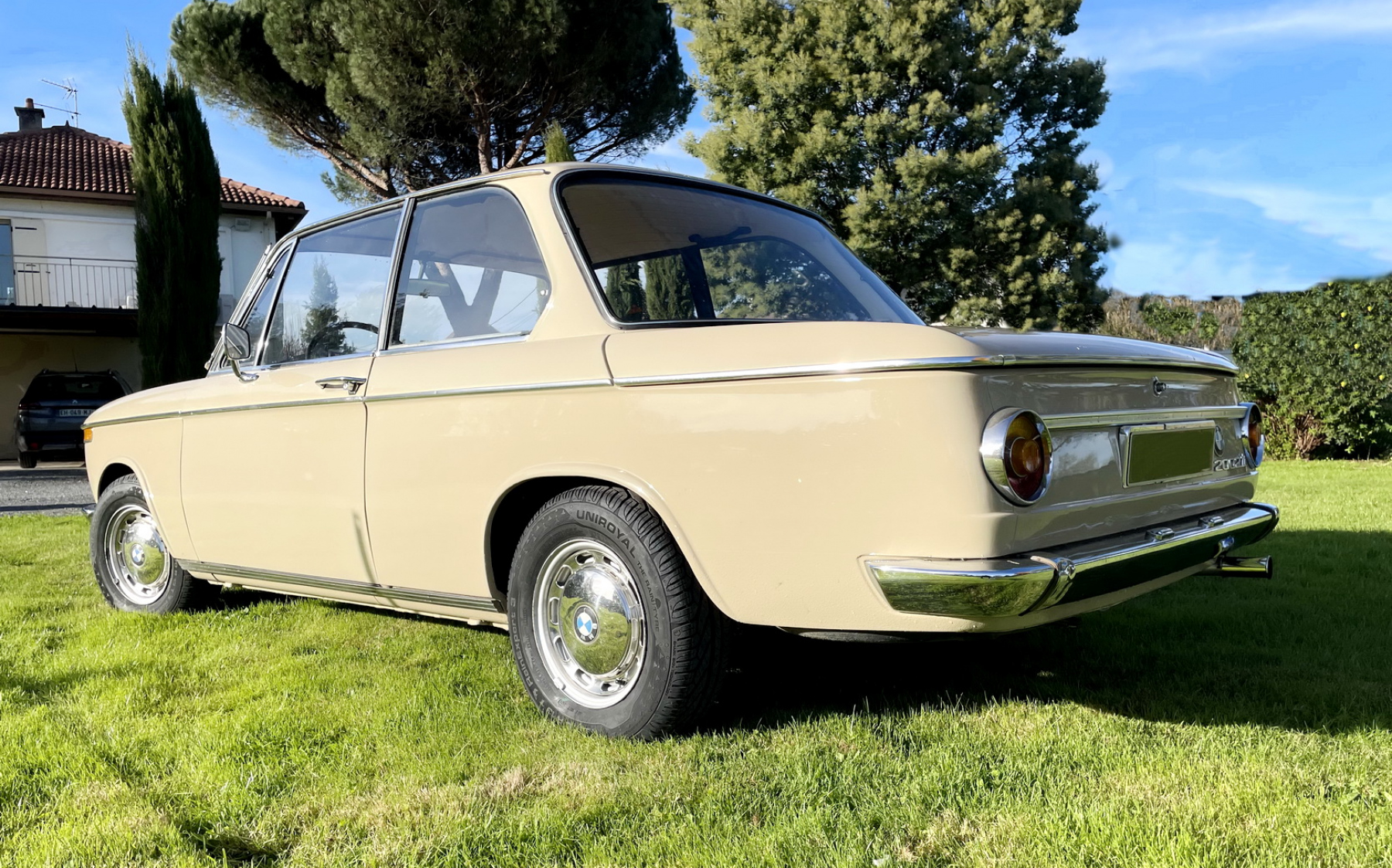 Illustration - BMW 2002 Ti