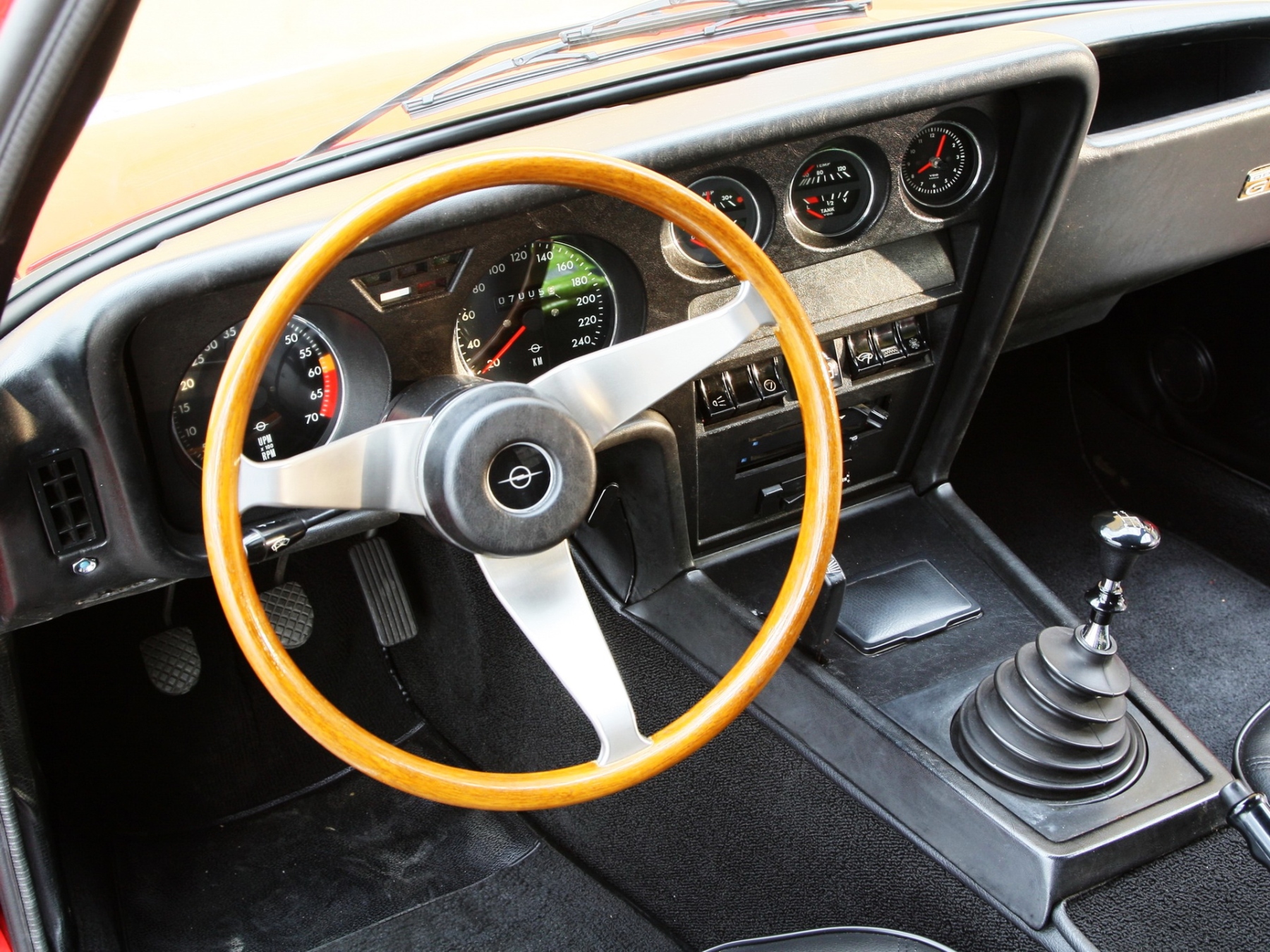 Illustration - Opel GT