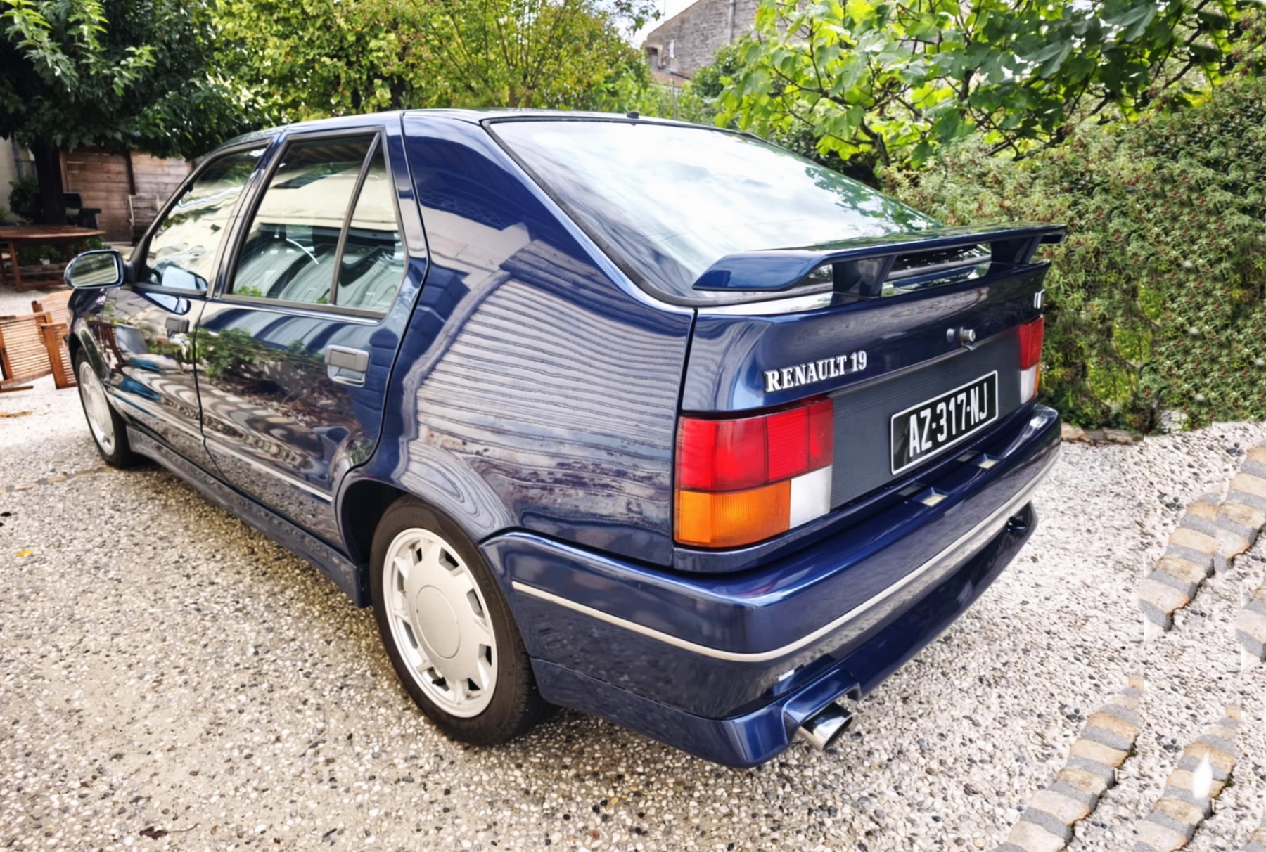 Illustration - Renault 19 16S