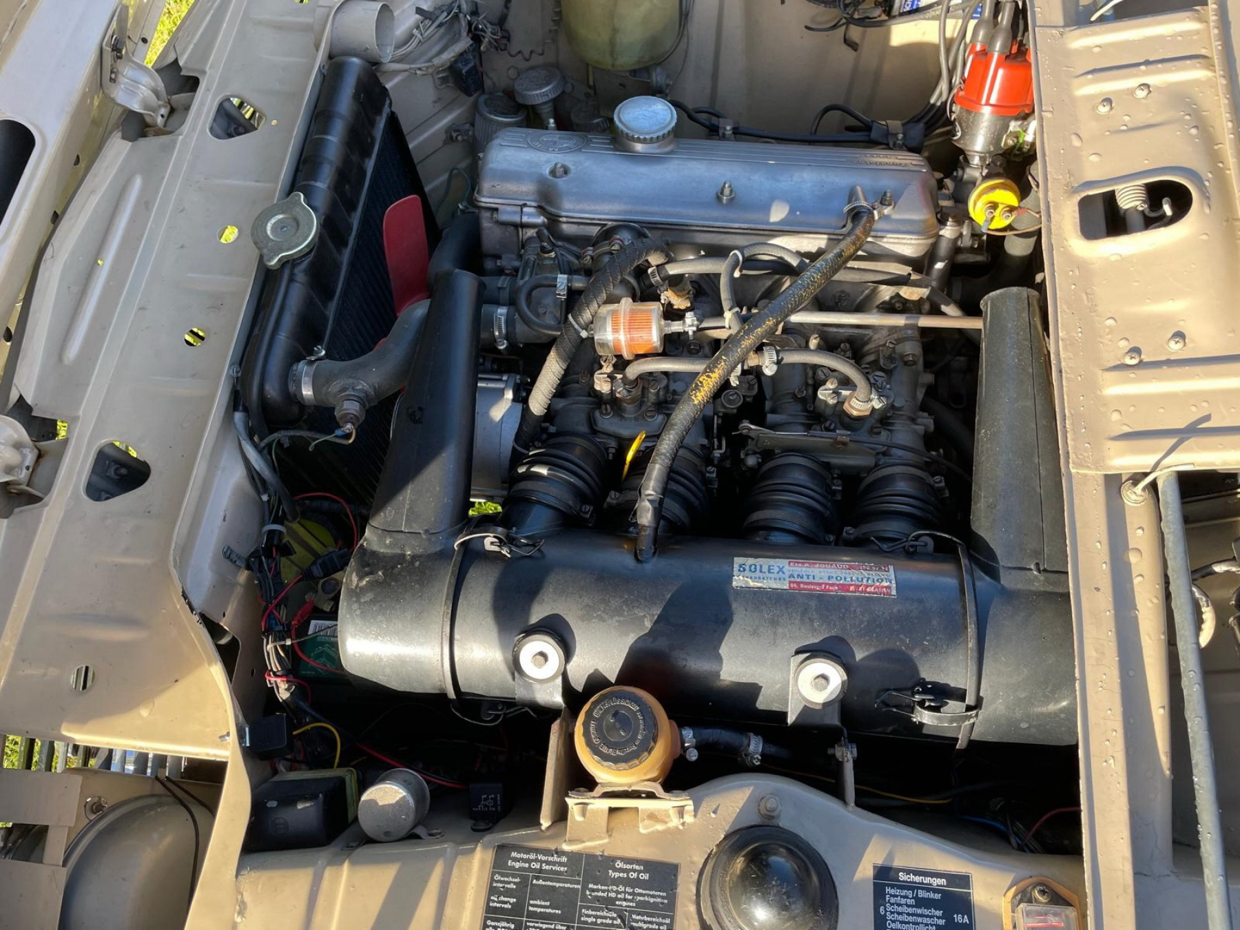 Illustration - BMW 2002 Ti