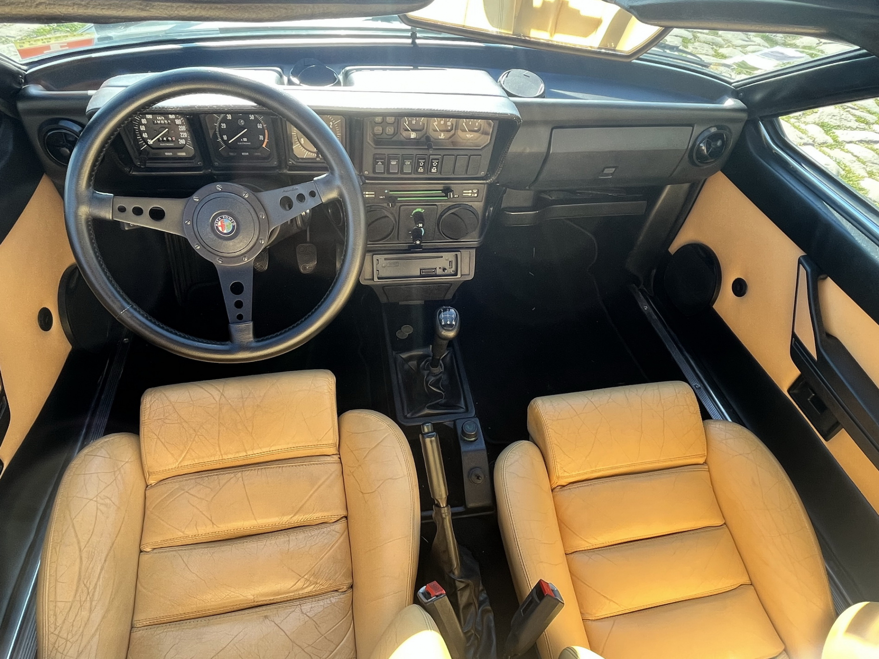 Illustration - Alfa Romeo GTV6