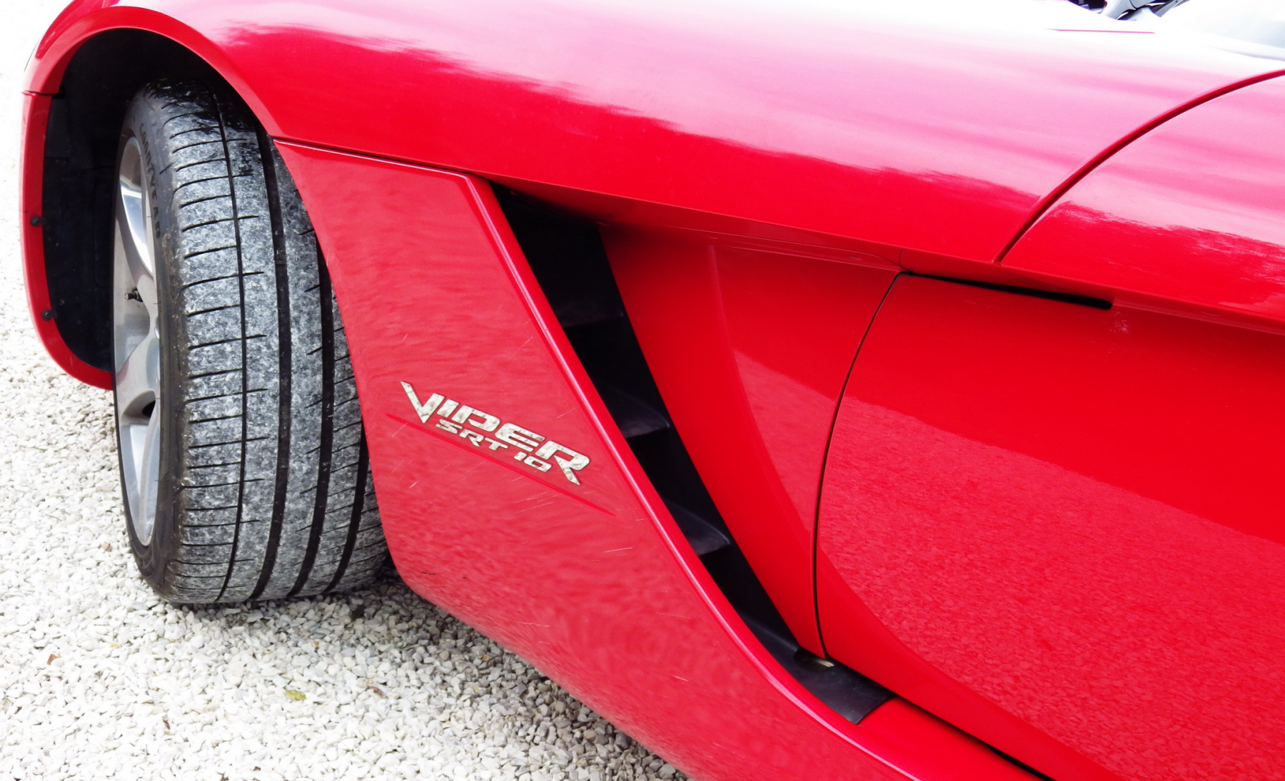 Illustration - Dodge Viper SRT-10