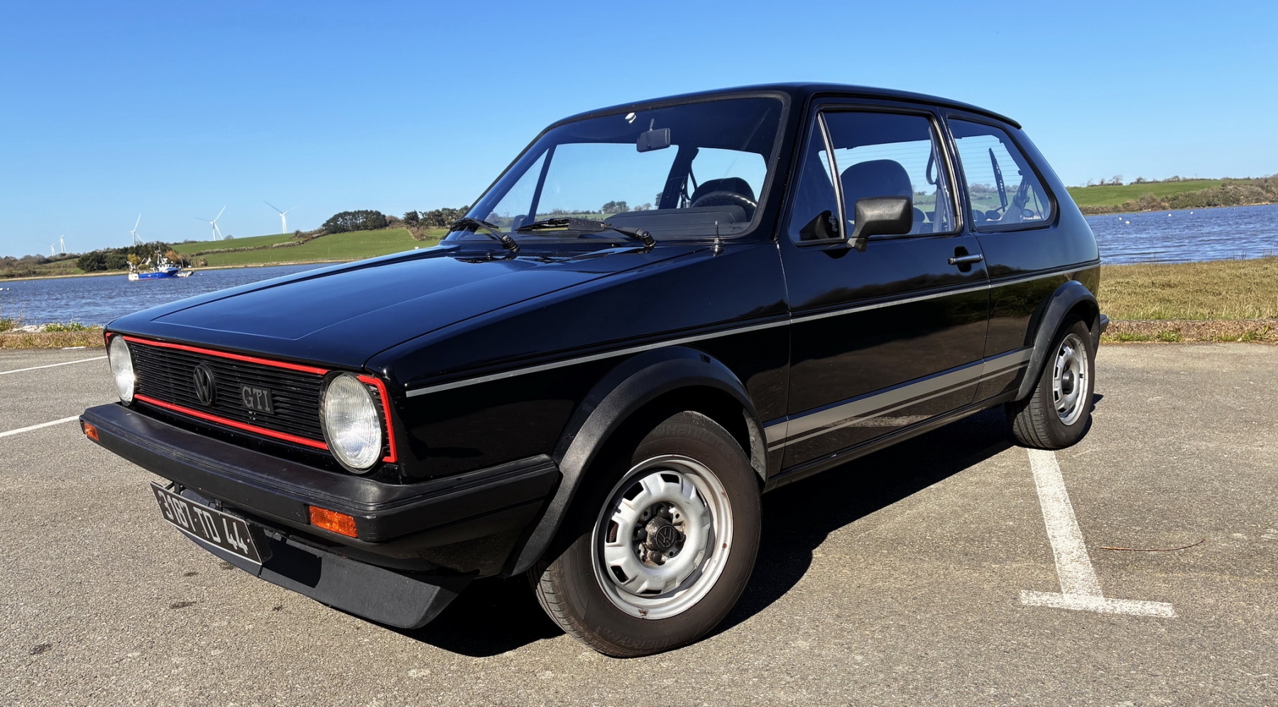 Illustration - Volkswagen Golf GTi 