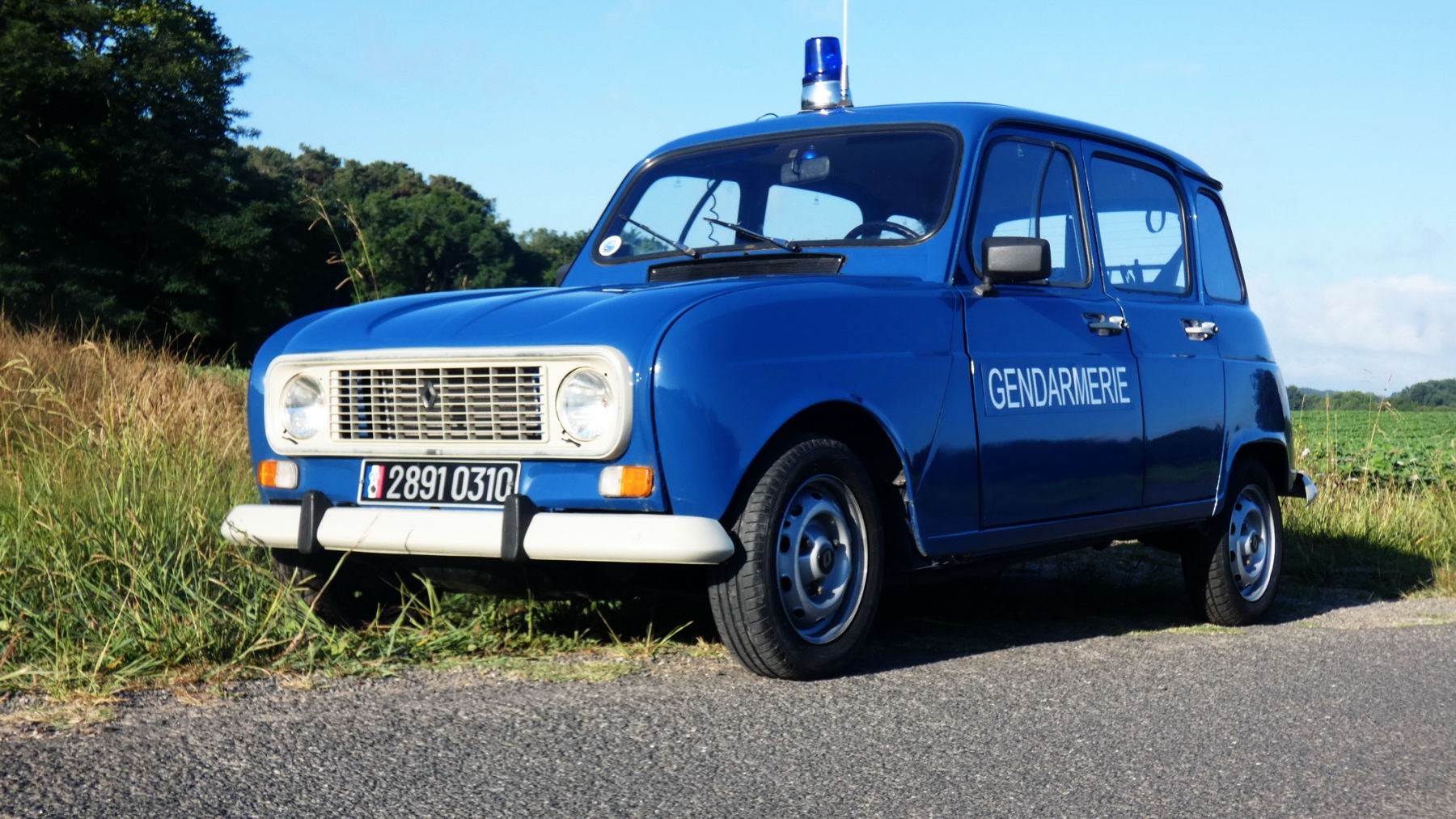 Illustration - Renault 4 Gendarmerie