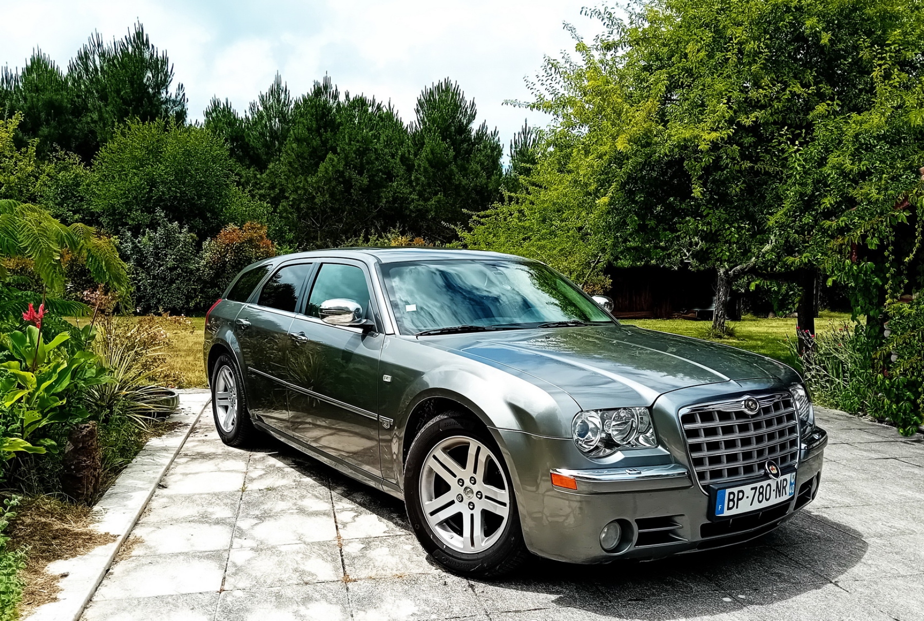 Illustration - Chrysler 300C