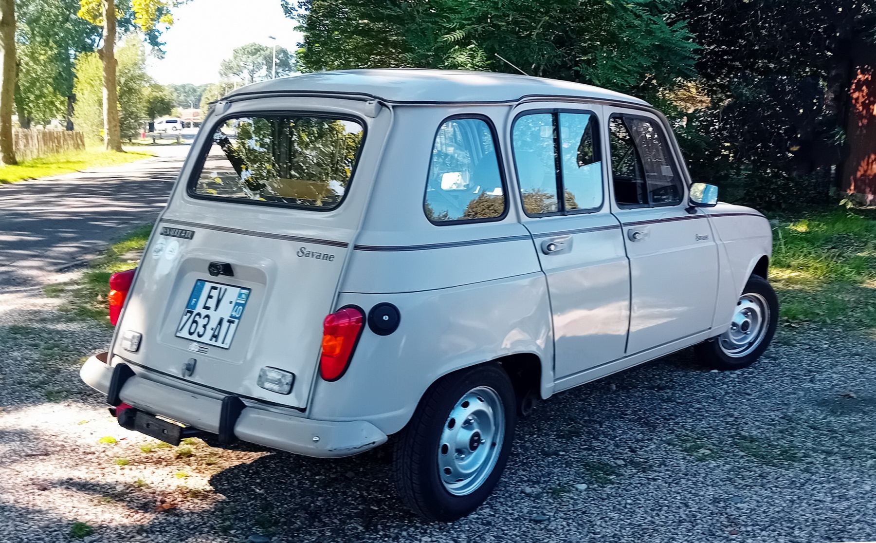 Illustration - Renault 4 Savane
