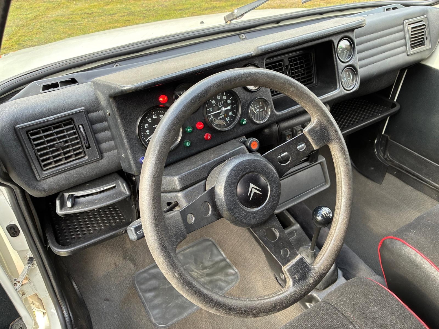 Illustration - Citroën Visa 1000 pistes