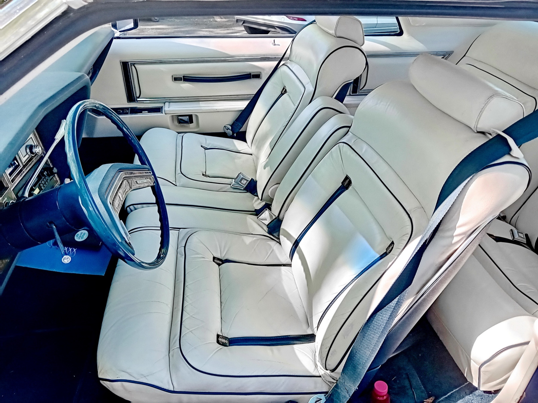 Illustration - Lincoln Continental 1979