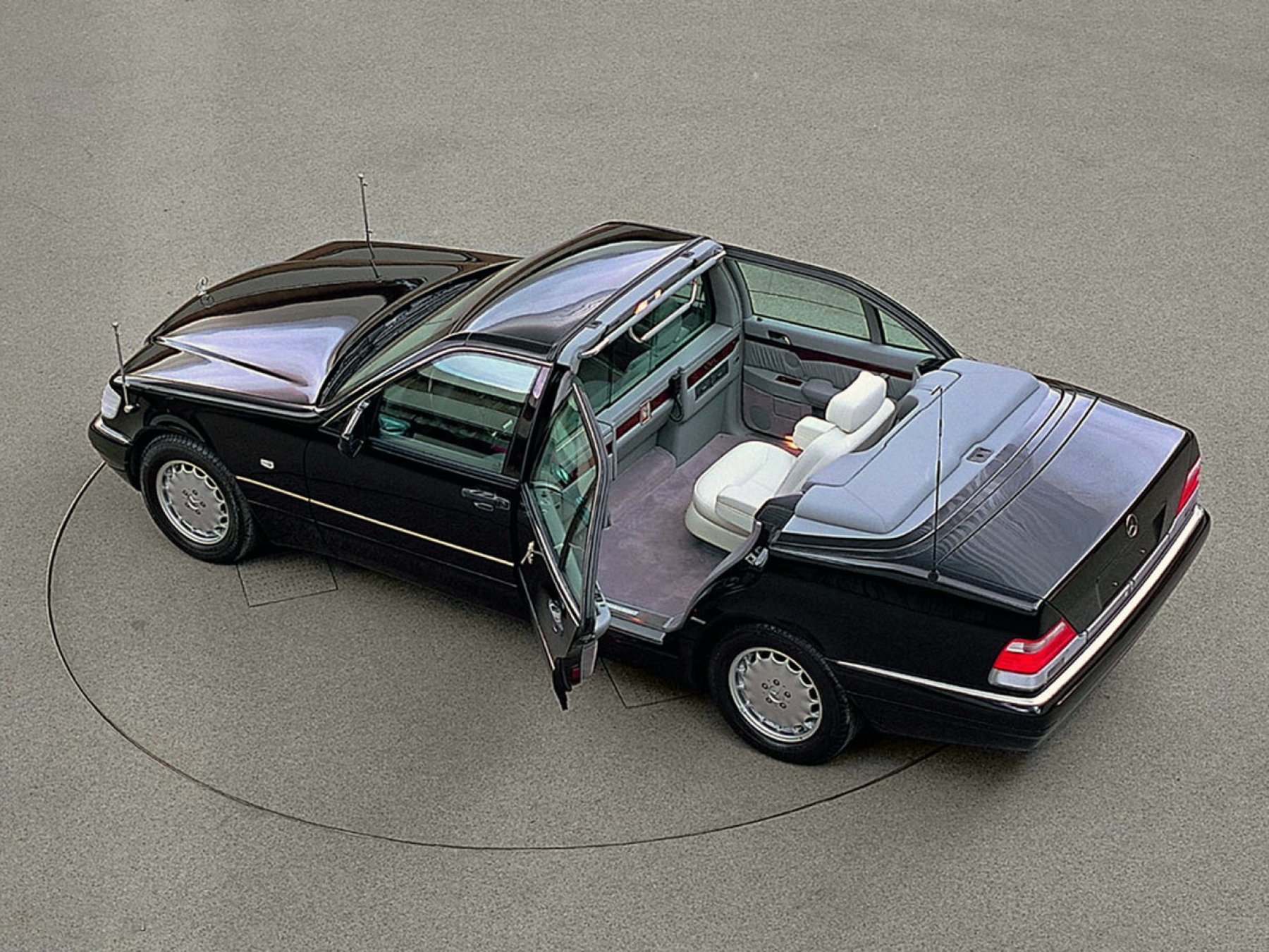 Illustration - Mercedes Classe S W140